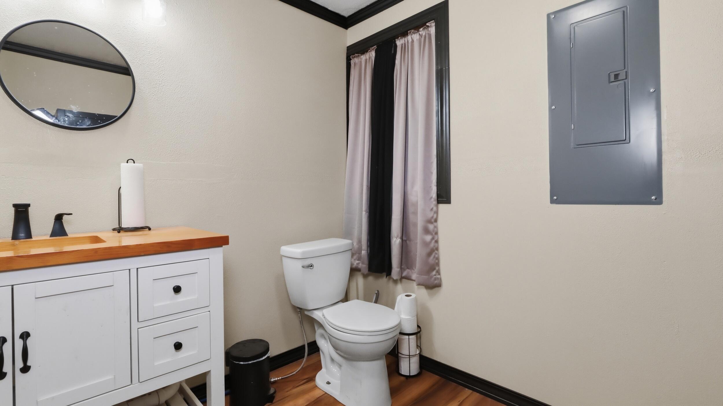 9617 County Road 2680 Property Photo 38