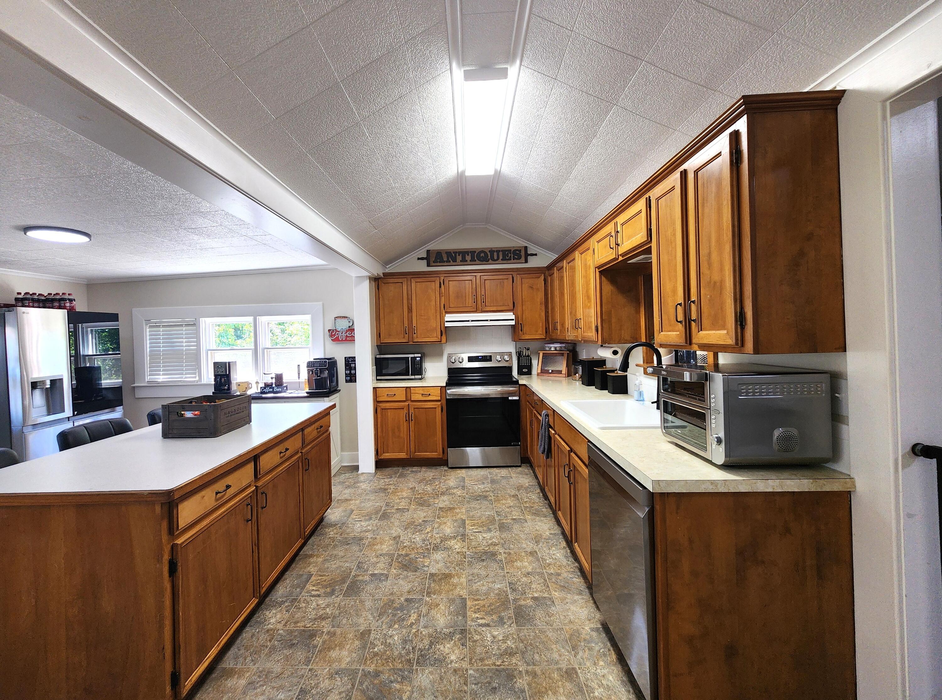 1622 &1624 West Fairview Ave Avenue Property Photo 6