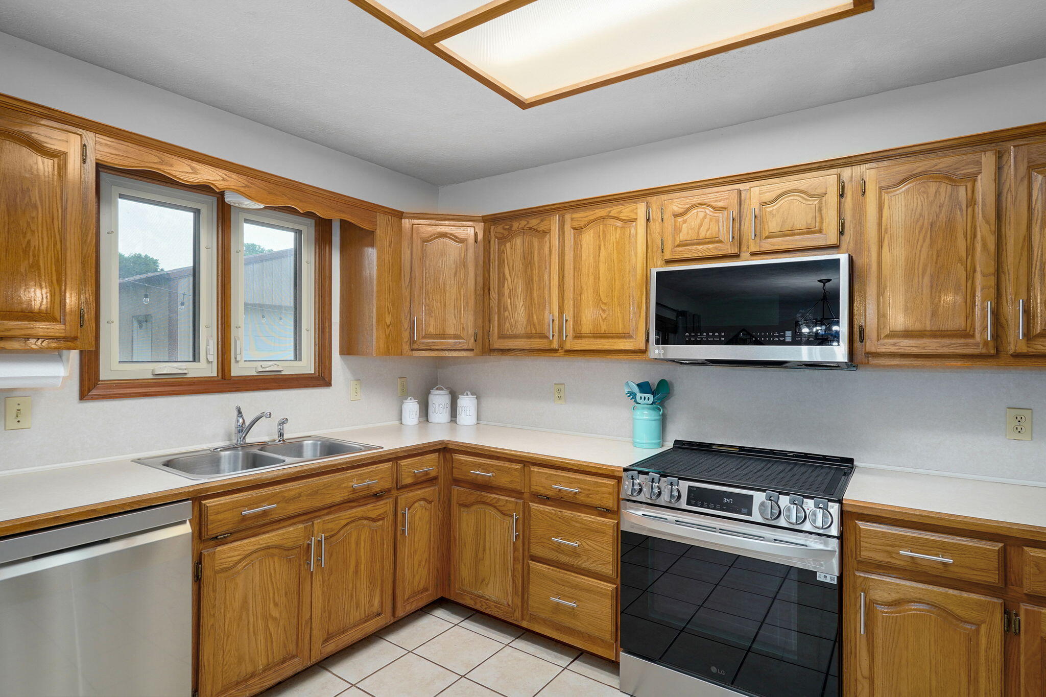 310 Grant Street Property Photo 6