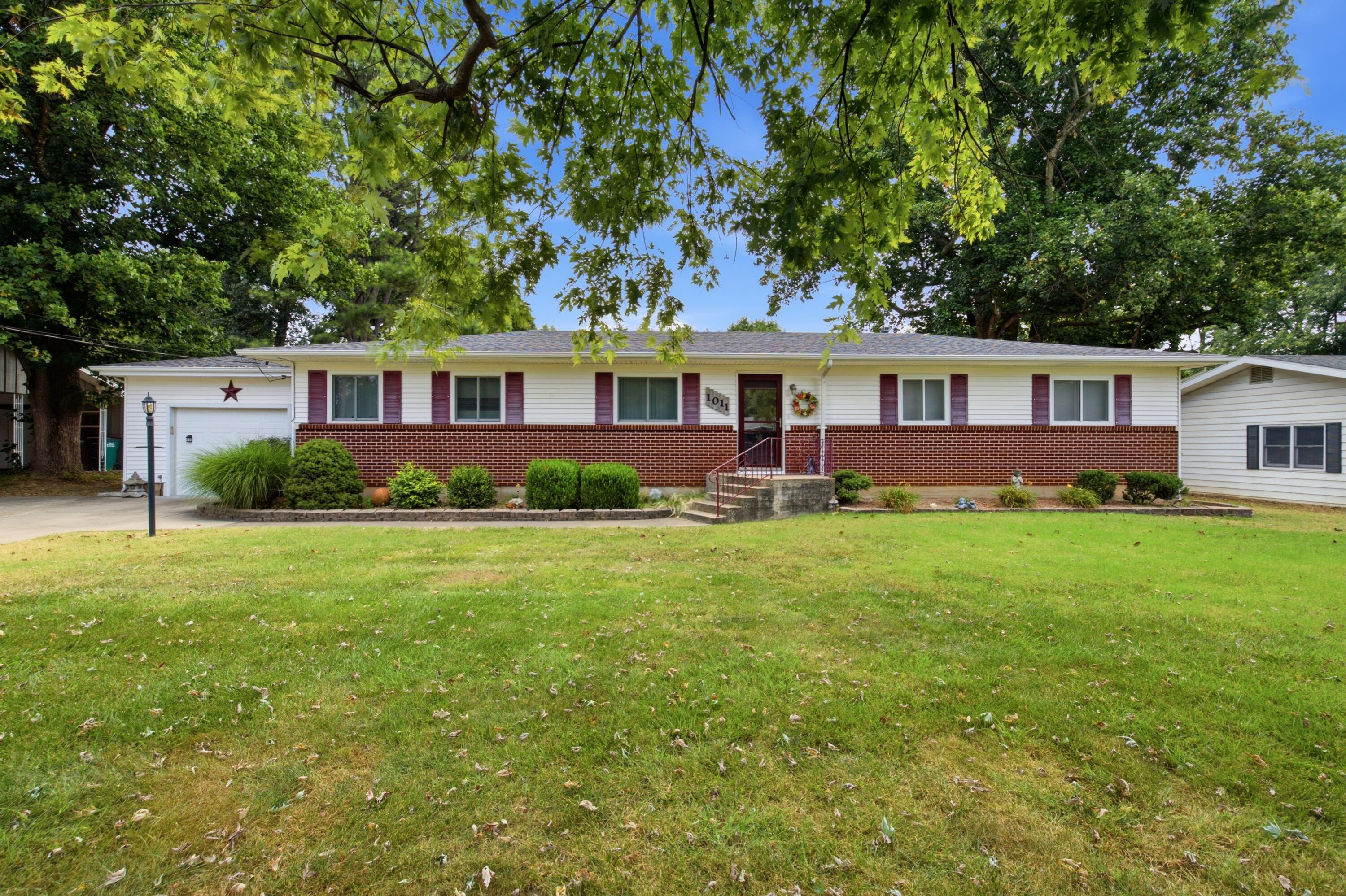 1011 13th Street Property Photo 1