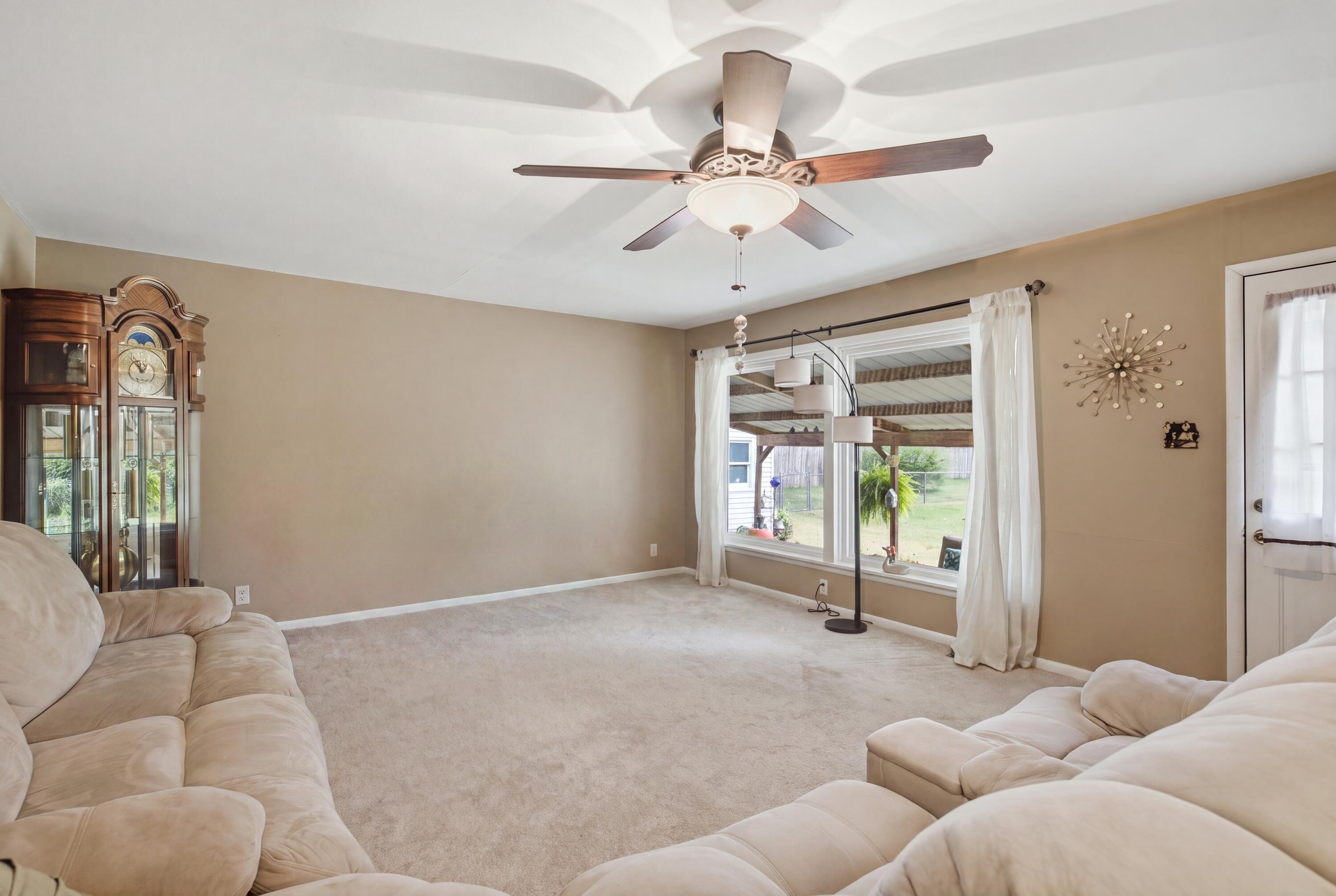 1011 13th Street Property Photo 2
