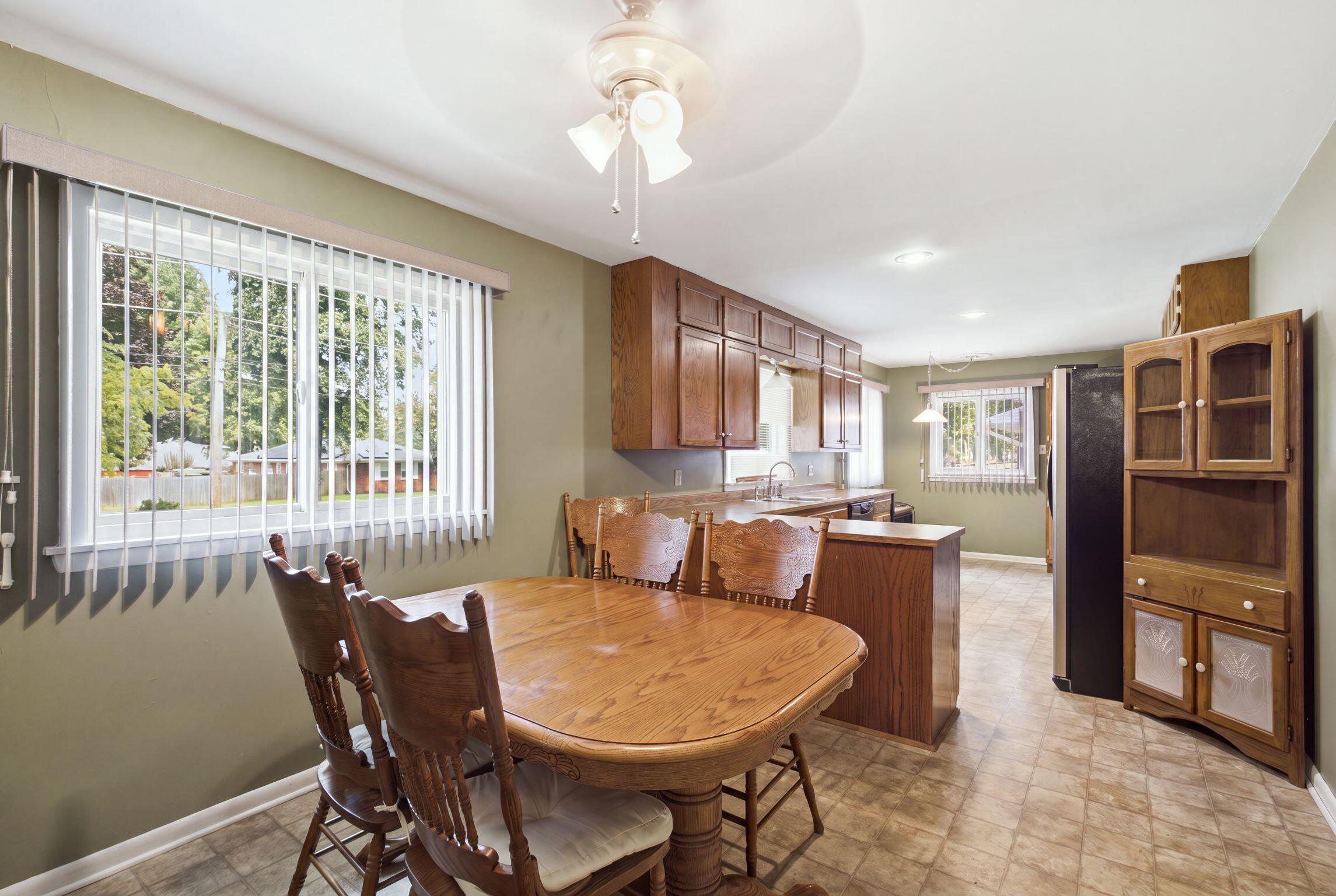 1011 13th Street Property Photo 7
