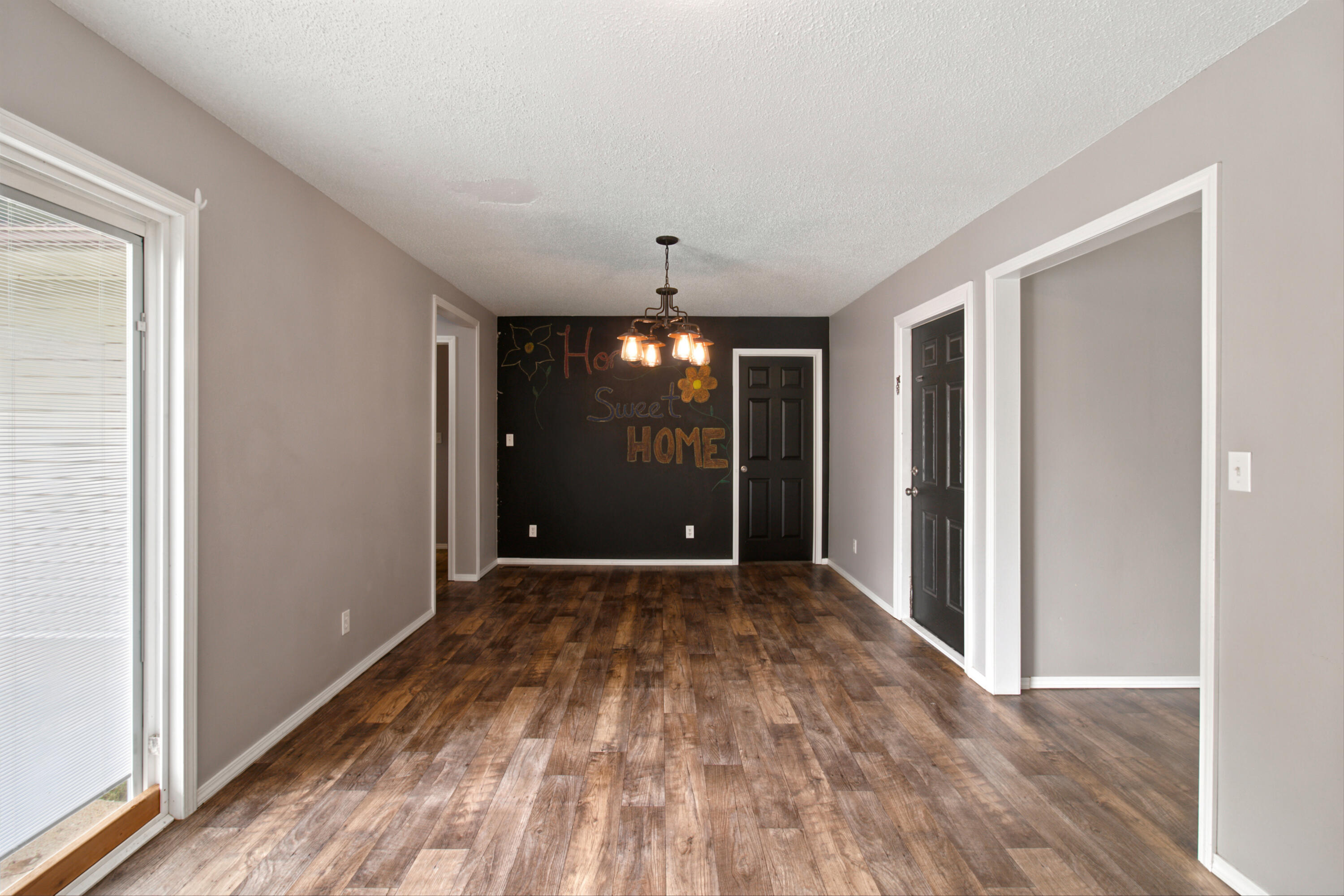 109 Circle Drive Property Photo 8