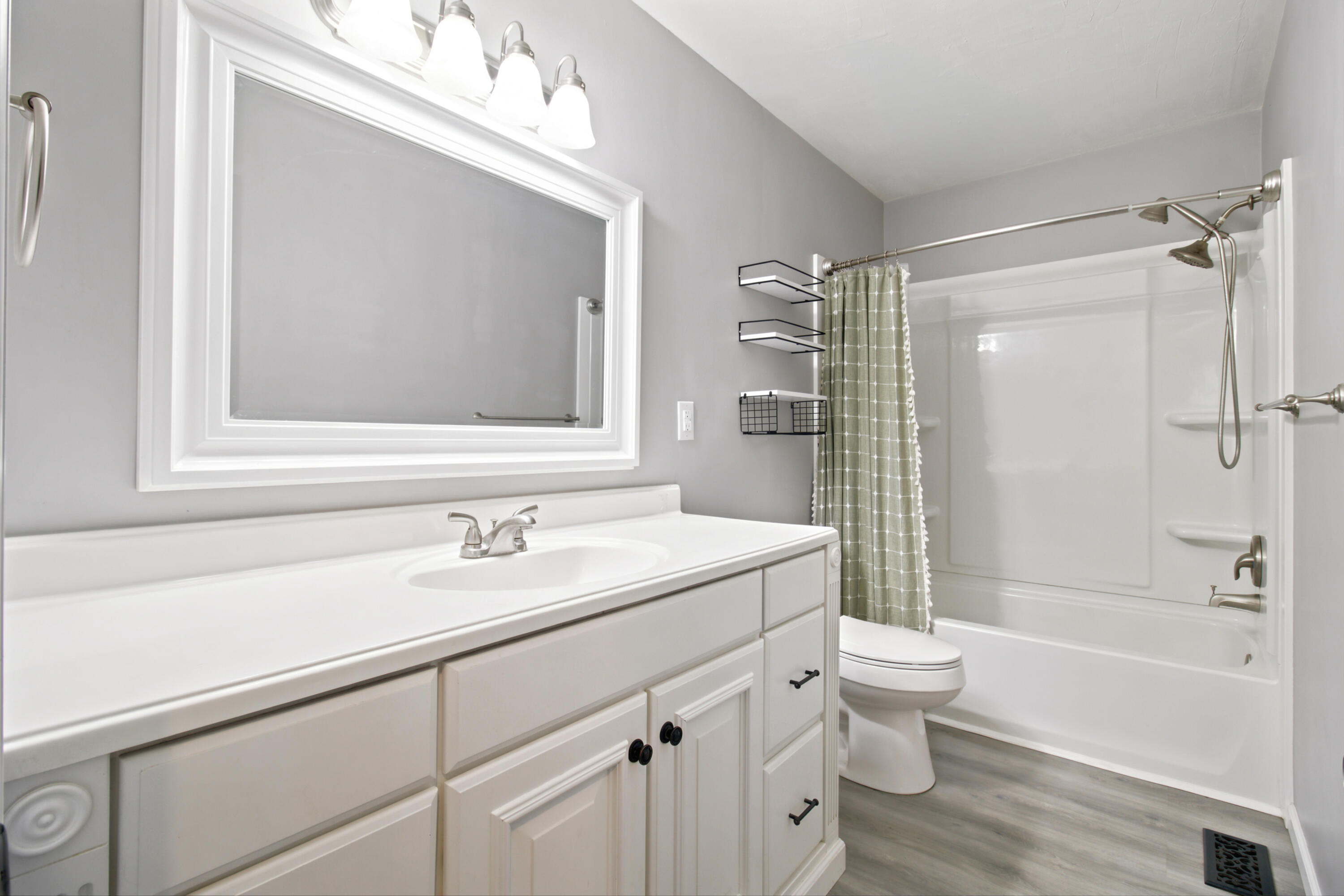 109 Circle Drive Property Photo 14