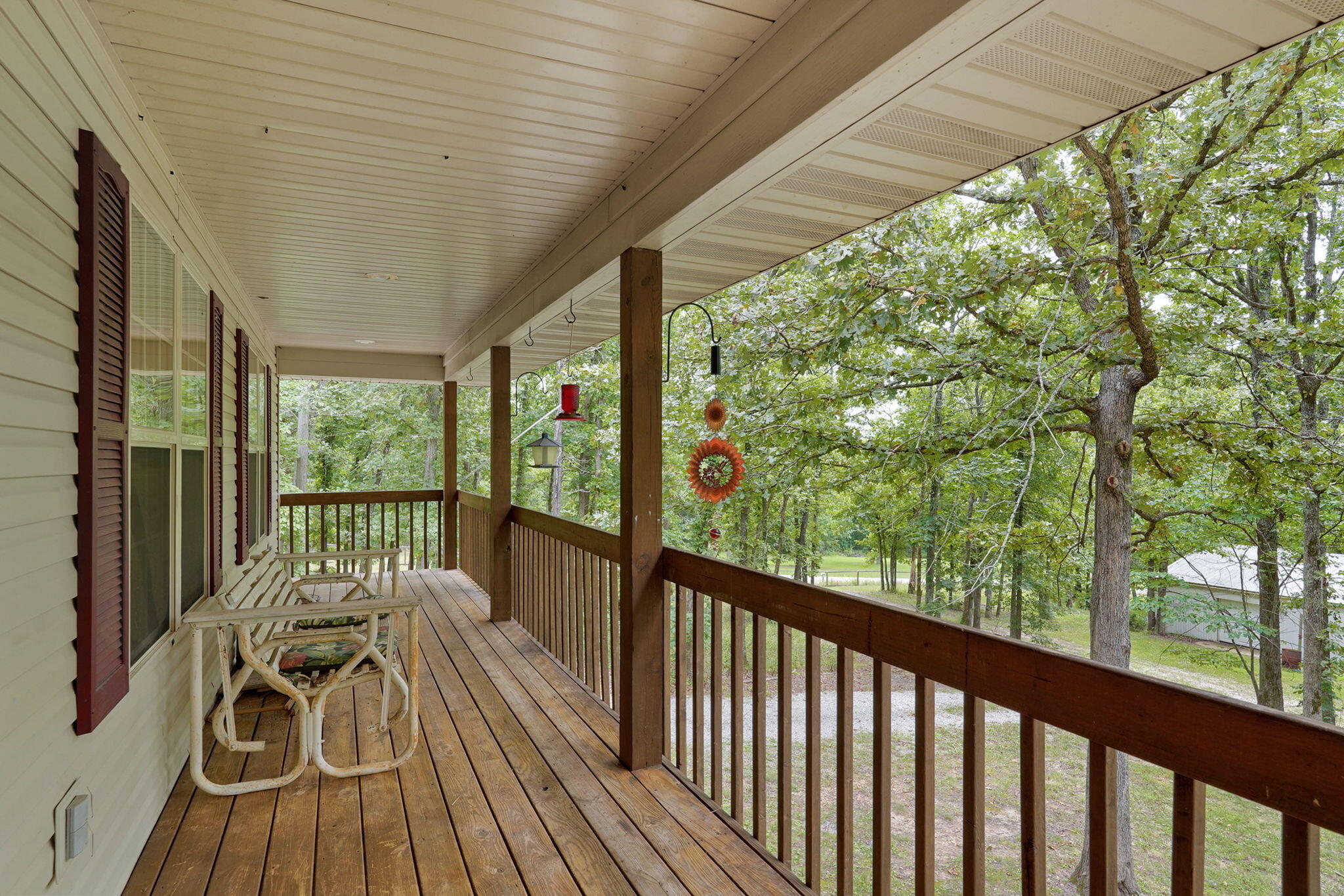 667 Rainbow Valley Drive Property Photo 5