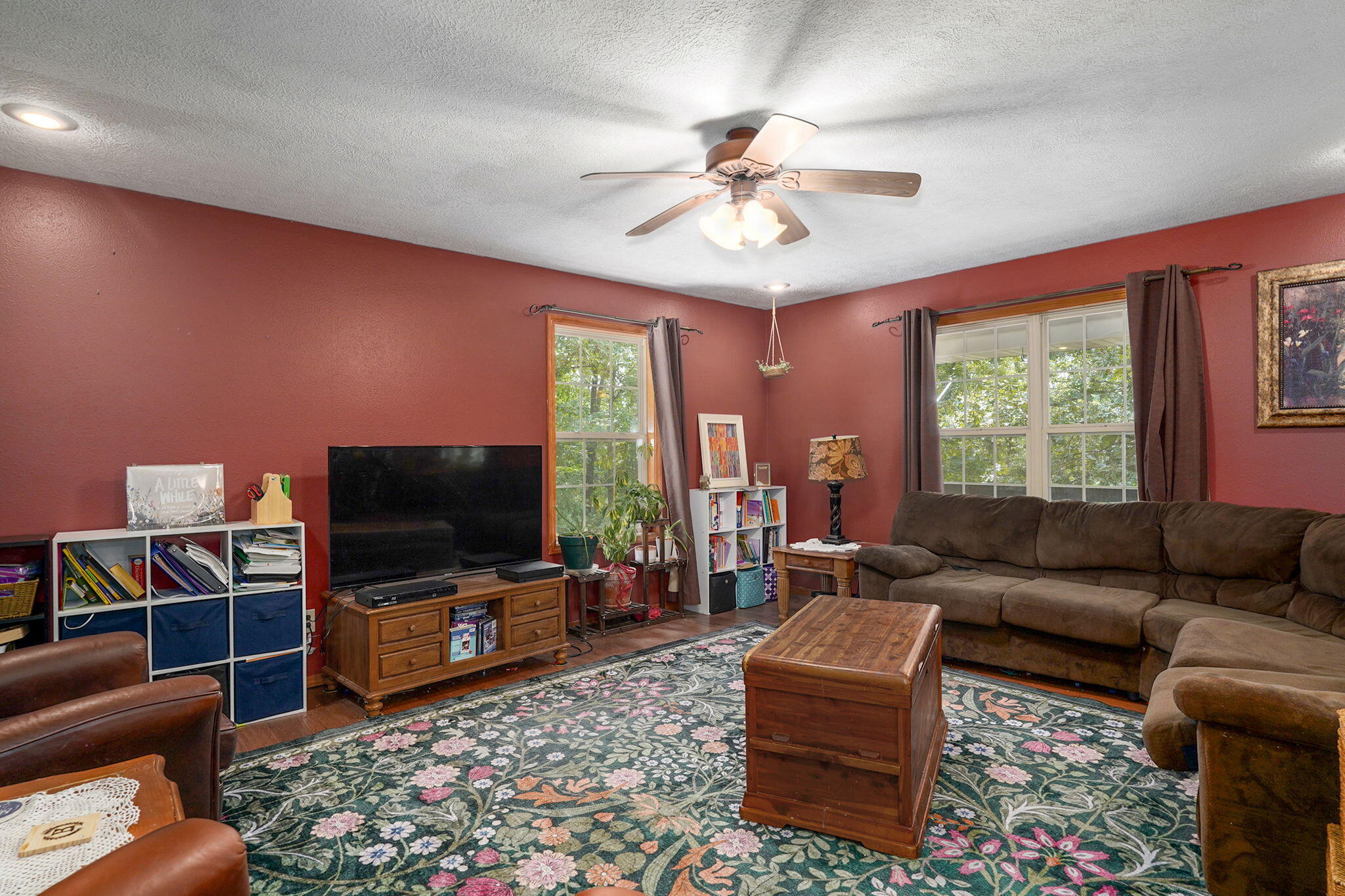 667 Rainbow Valley Drive Property Photo 10