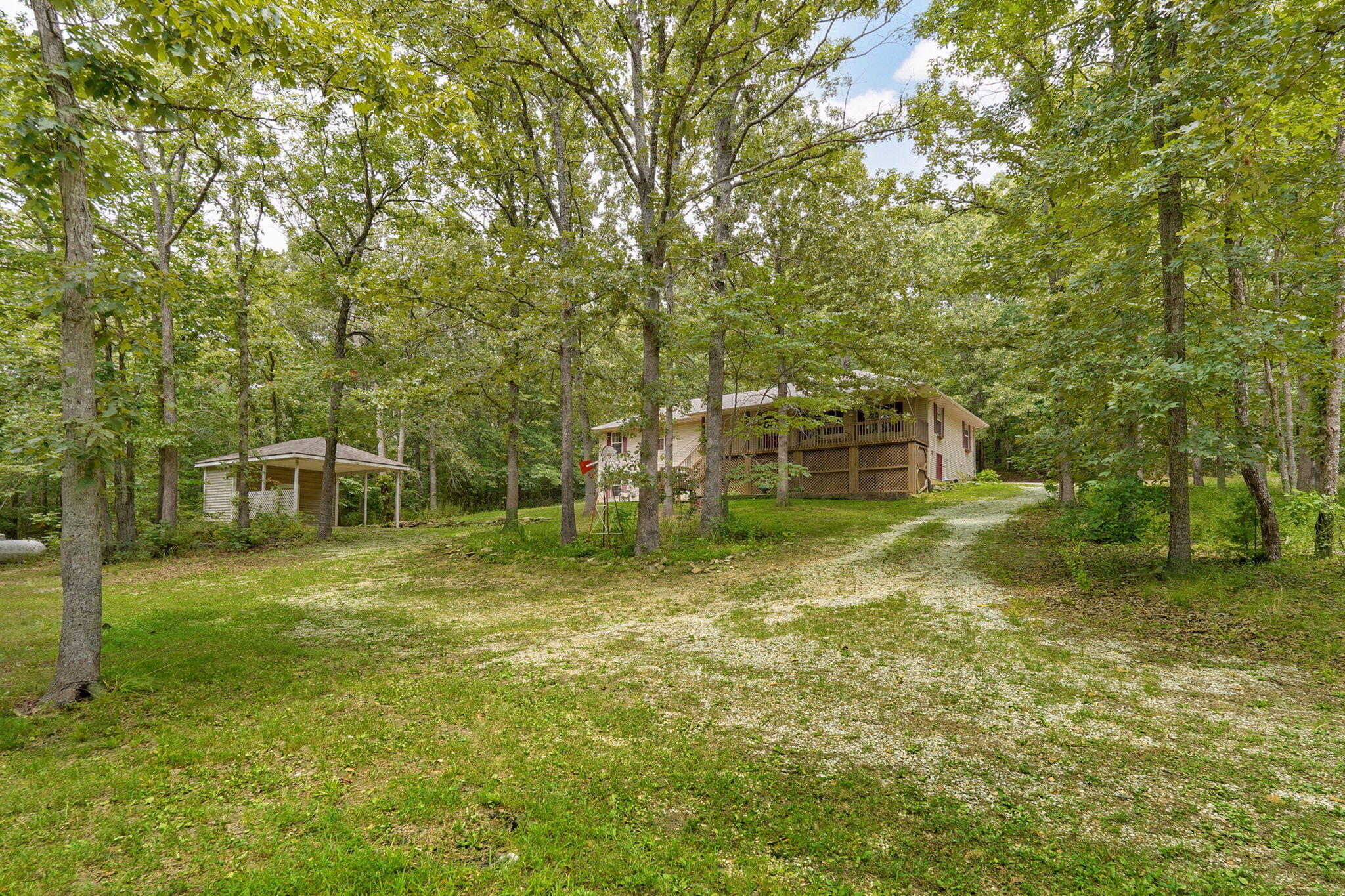 667 Rainbow Valley Drive Property Photo 45