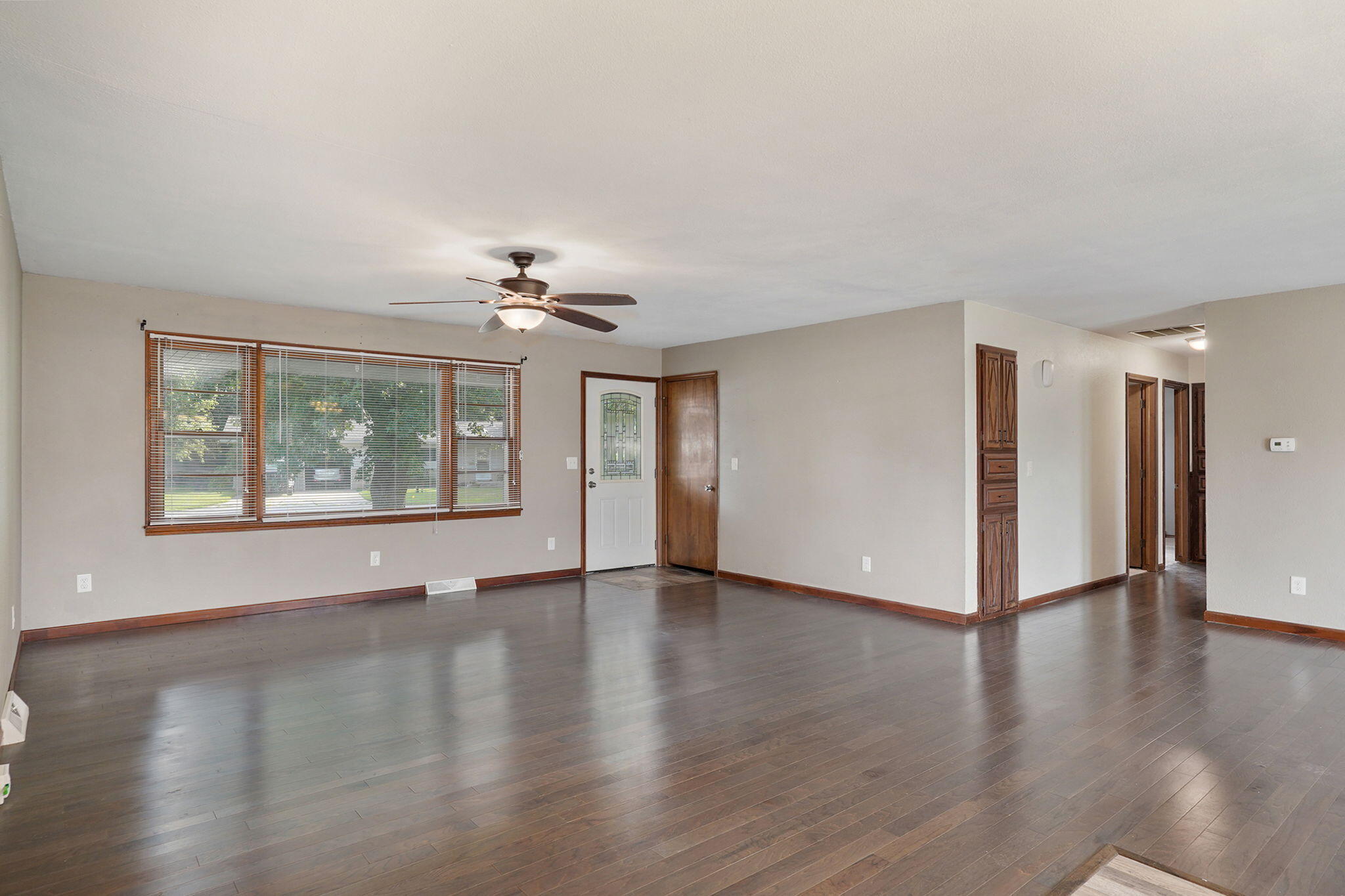 118 West Charles Street Property Photo 7