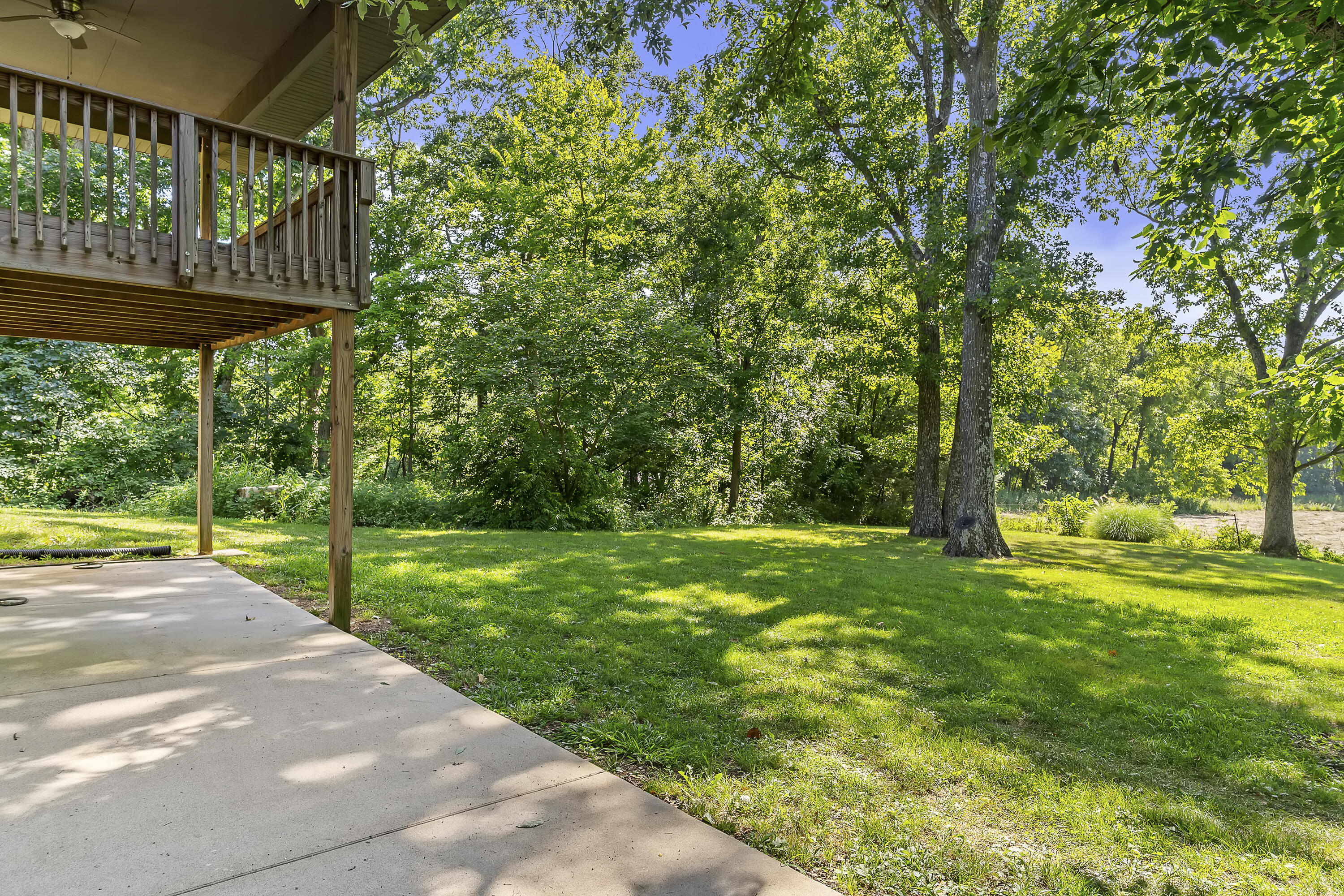 414 East Hughes Road Property Photo 46