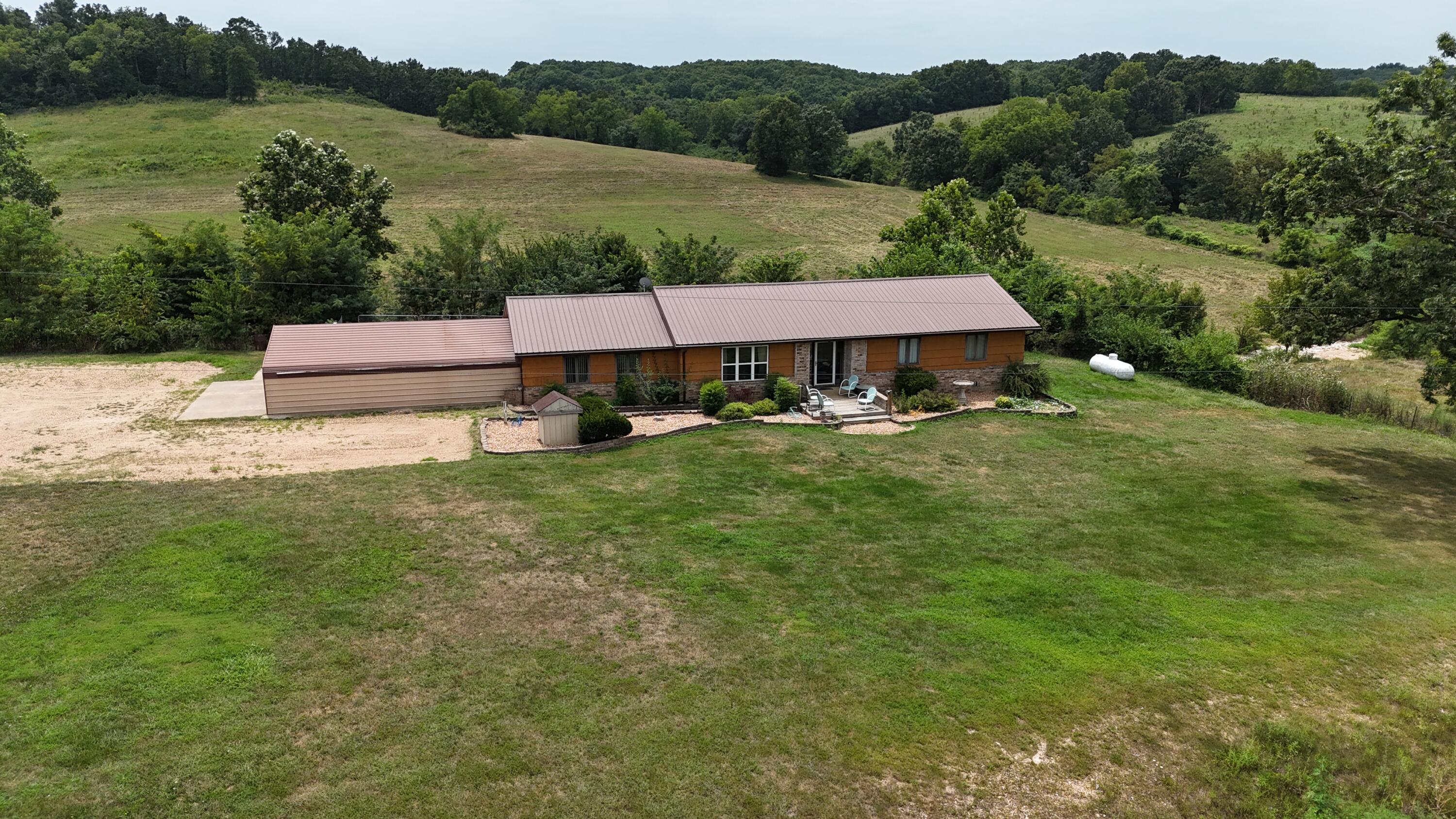 4944 Harlin Street Property Photo 2