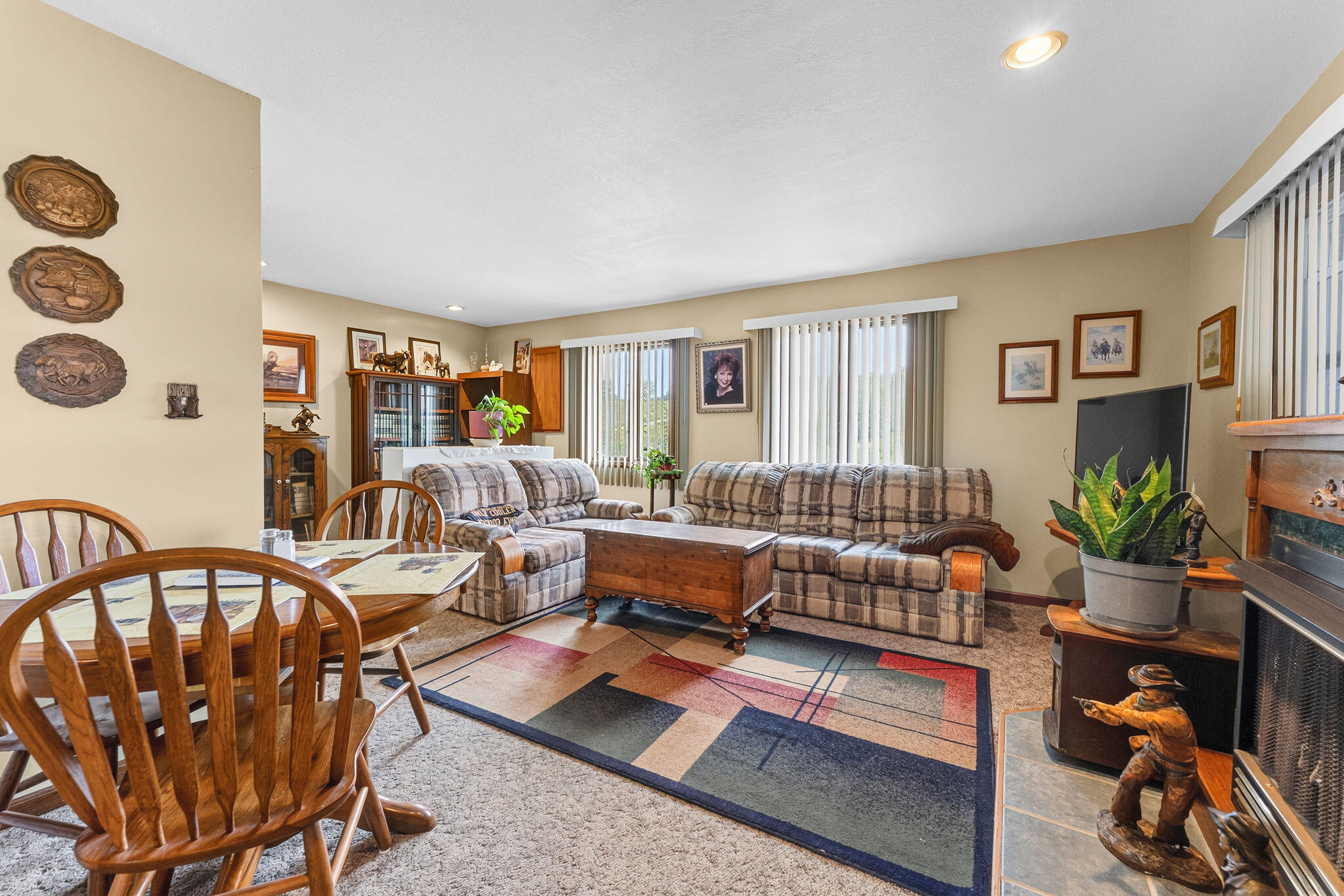 4944 Harlin Street Property Photo 13