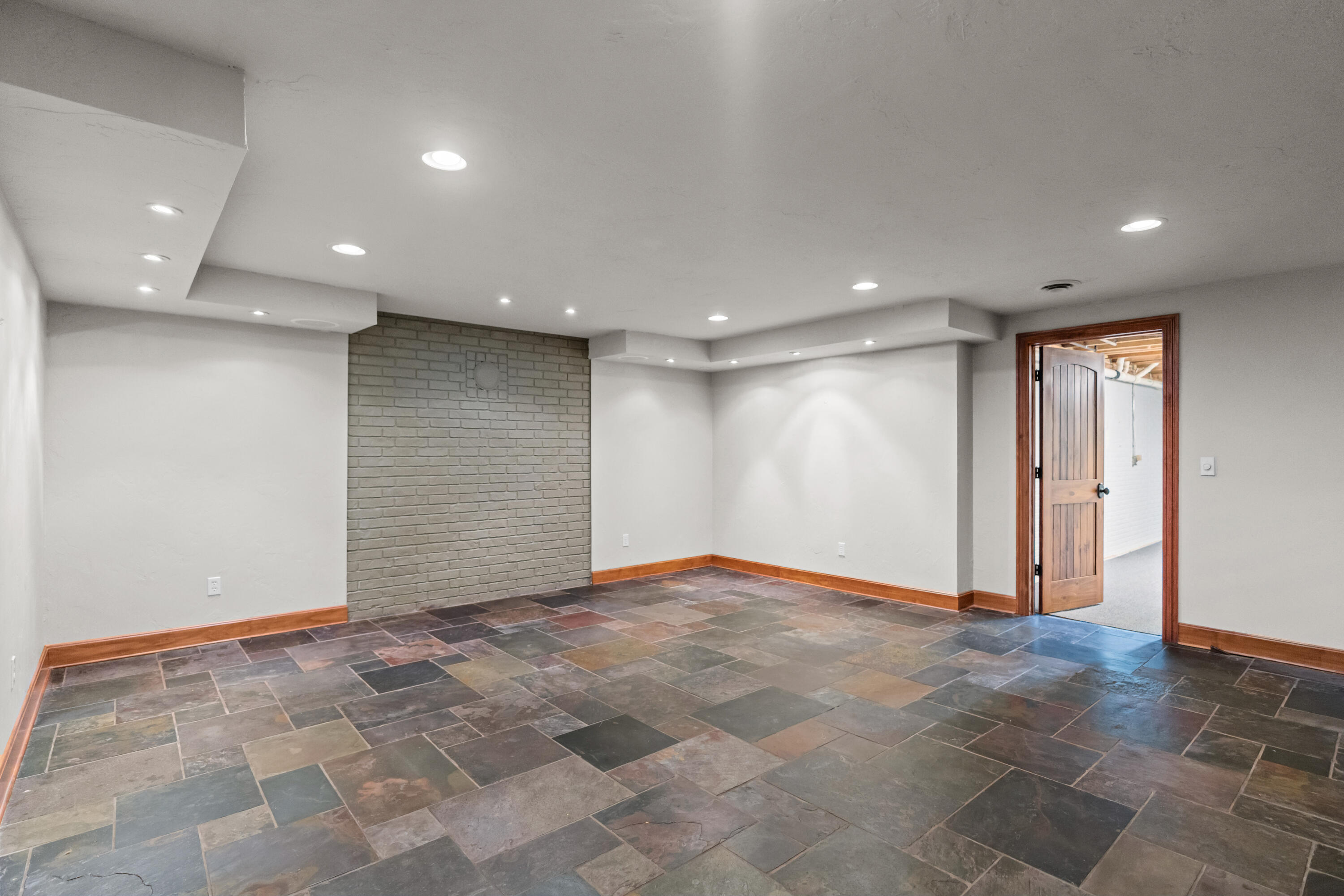 5715 South Kingston Road Property Photo 40