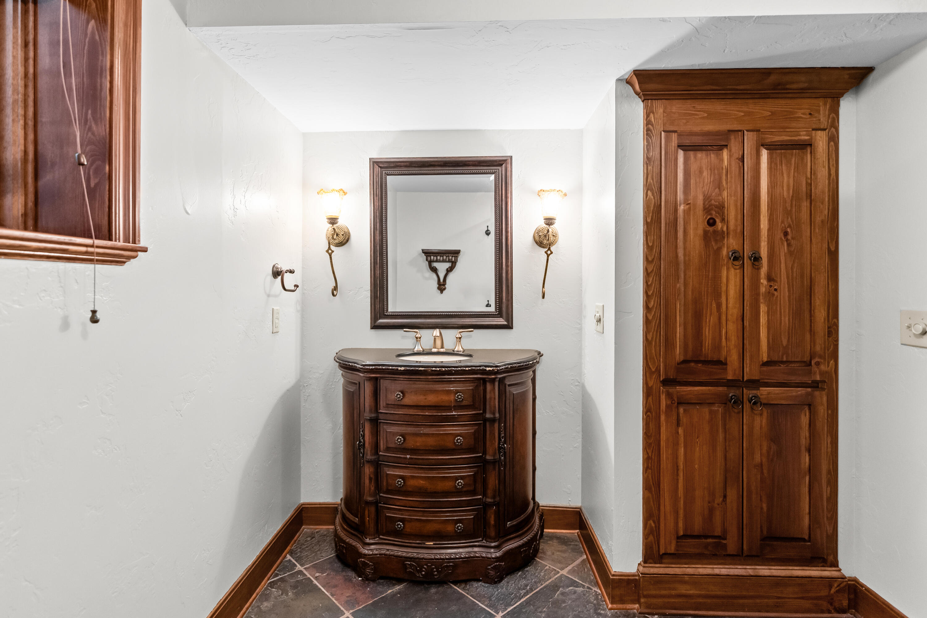 5715 South Kingston Road Property Photo 45