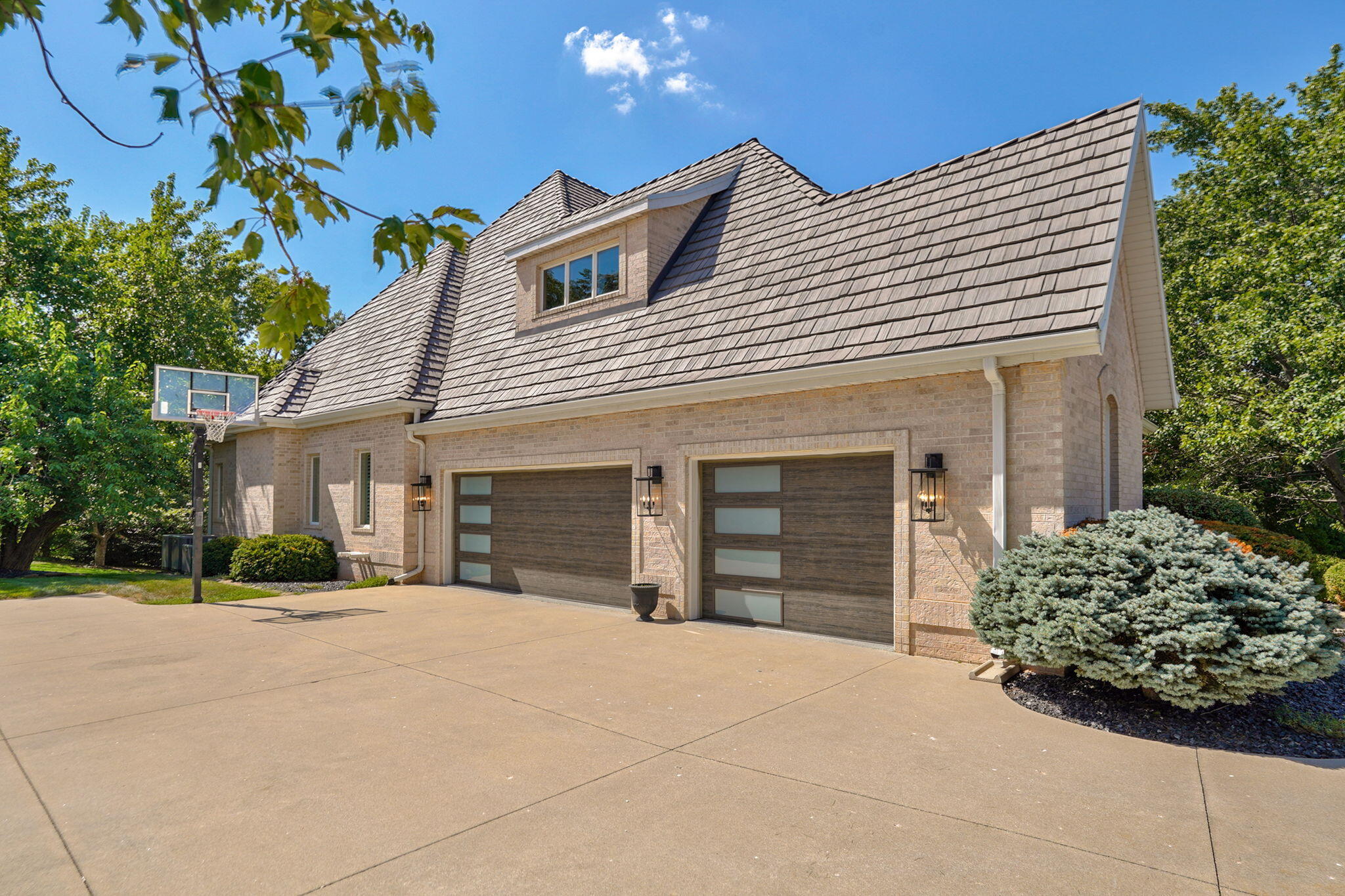 5261 South Applecross Way Property Photo 8