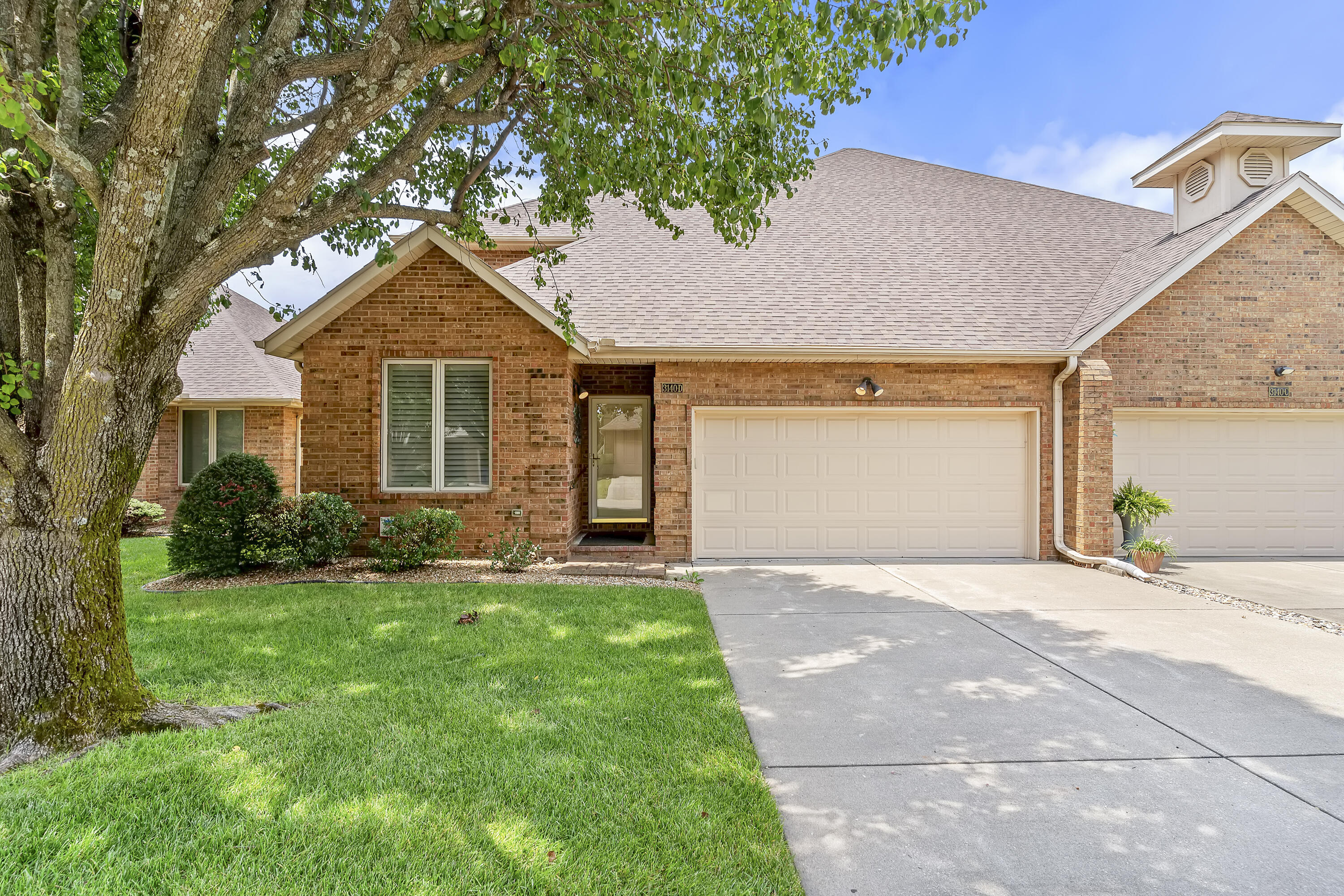 3140 East Mimosa D Property Photo 1