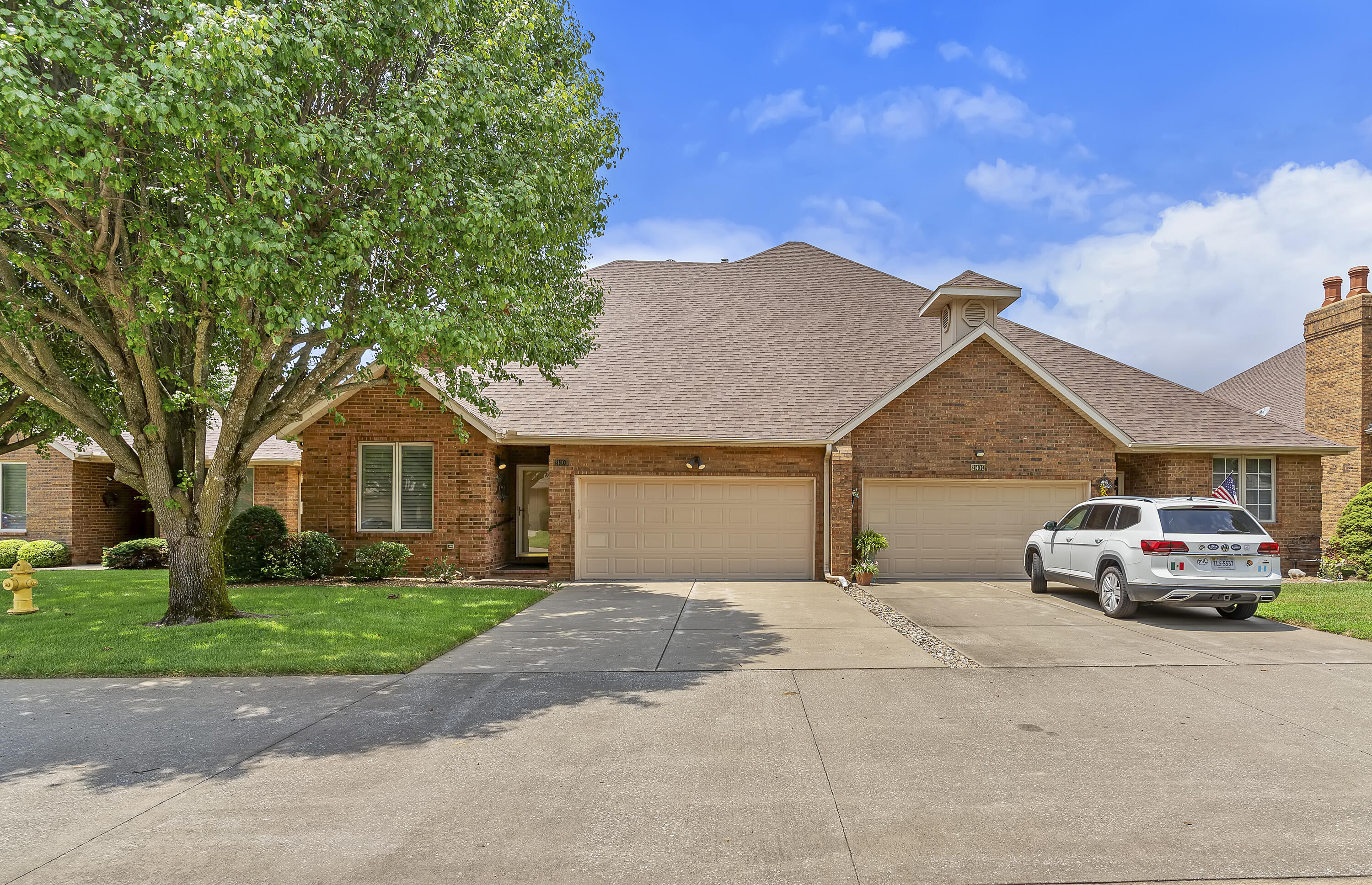 3140 East Mimosa D Property Photo 4
