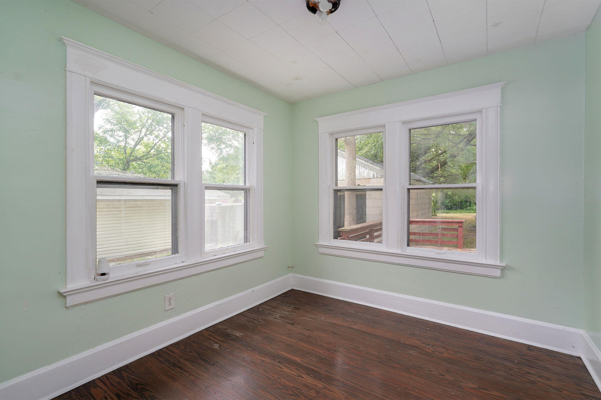 2116 North Campbell Avenue Property Photo 11
