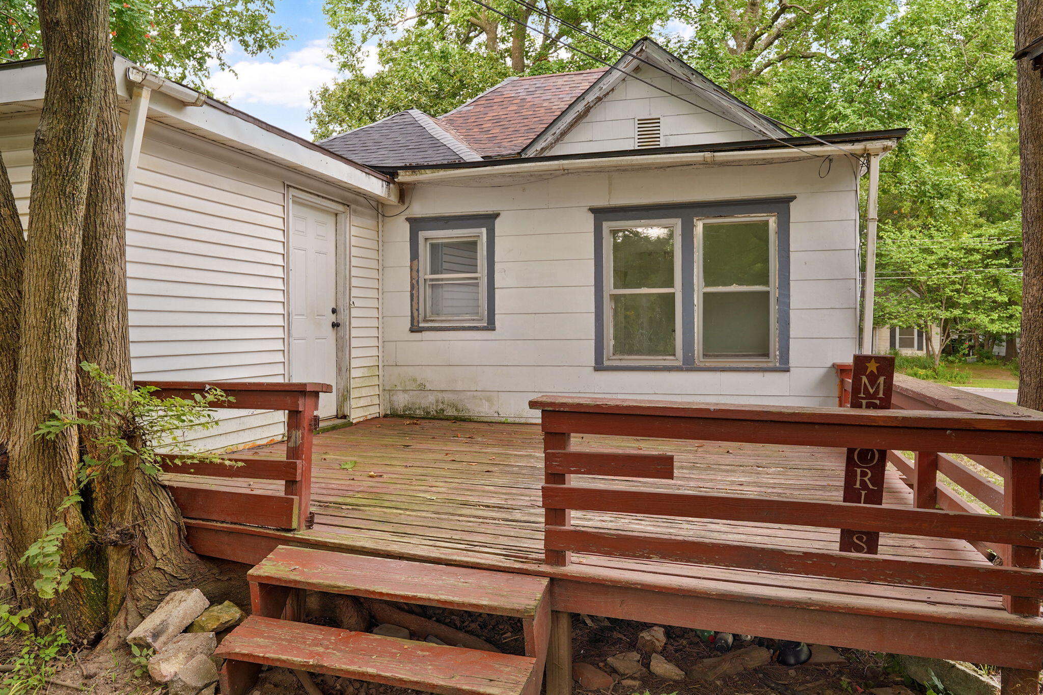 2116 North Campbell Avenue Property Photo 14