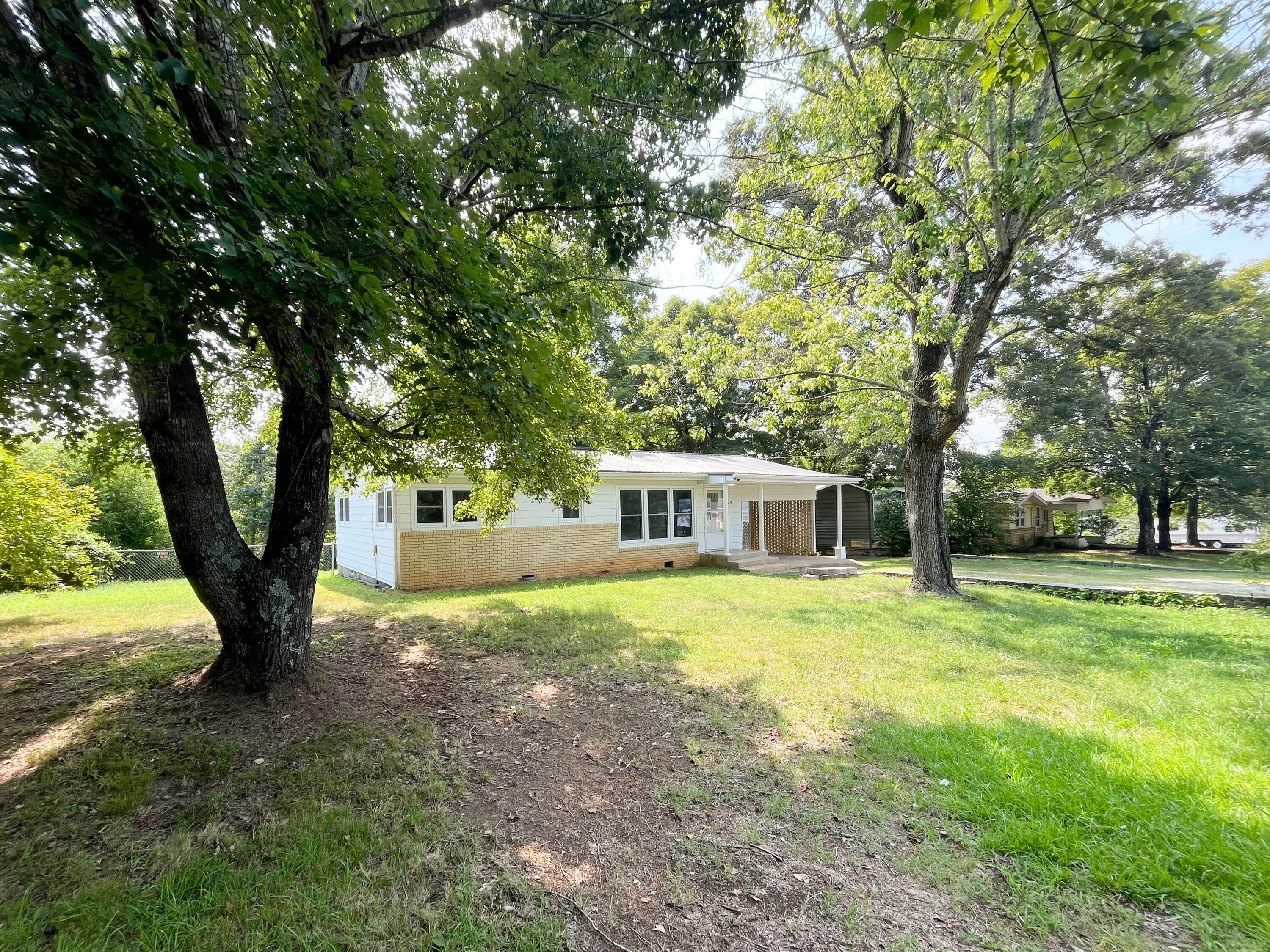 420 Brewer Street Property Photo 41