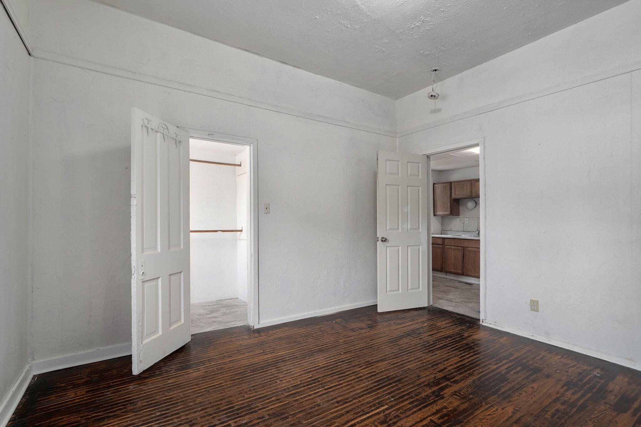 521 West Harrison Street Property Photo 16