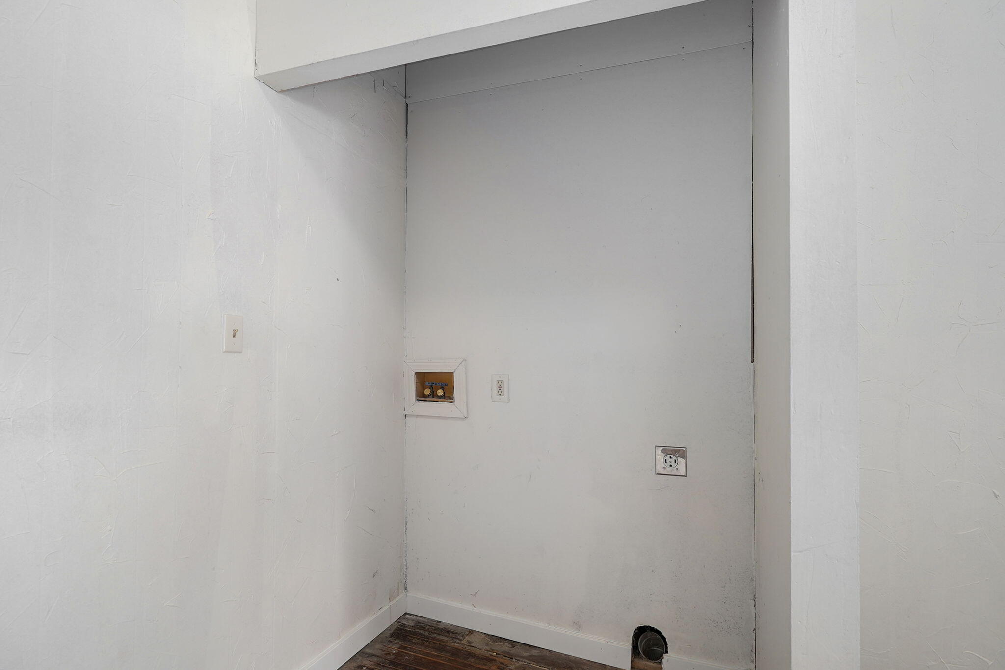 521 West Harrison Street Property Photo 18
