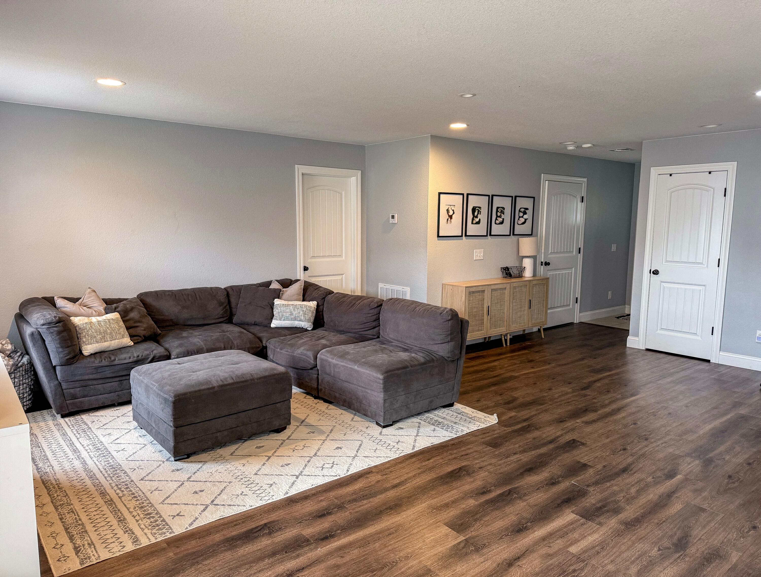 13857 Polly Lane Property Photo 4