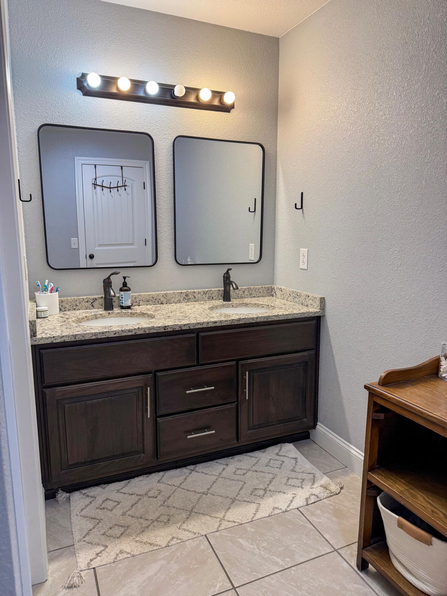 13857 Polly Lane Property Photo 15