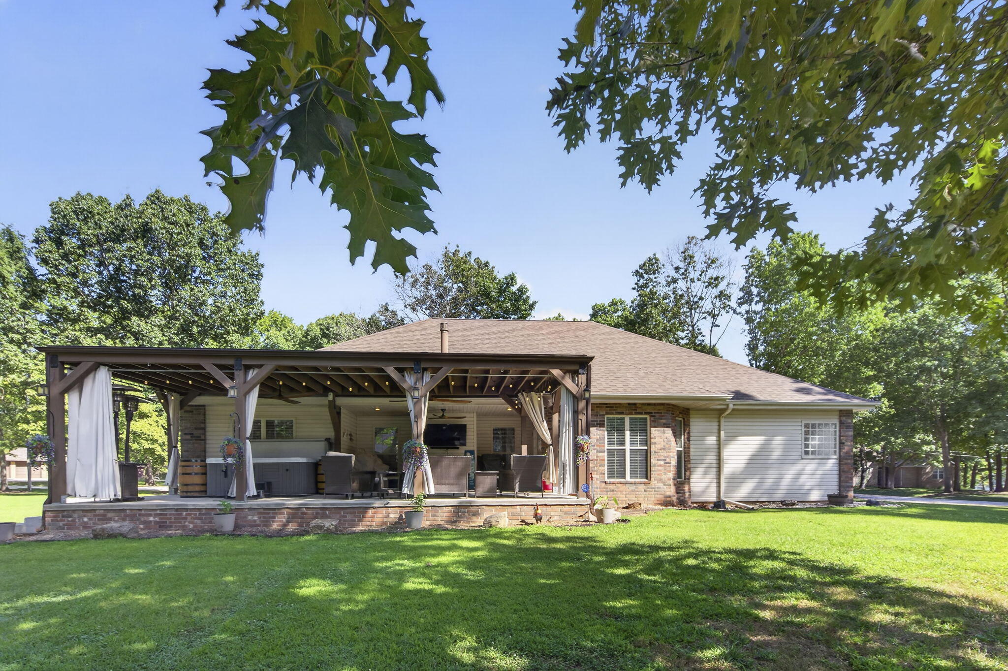 13 Holly Lane Property Photo 3
