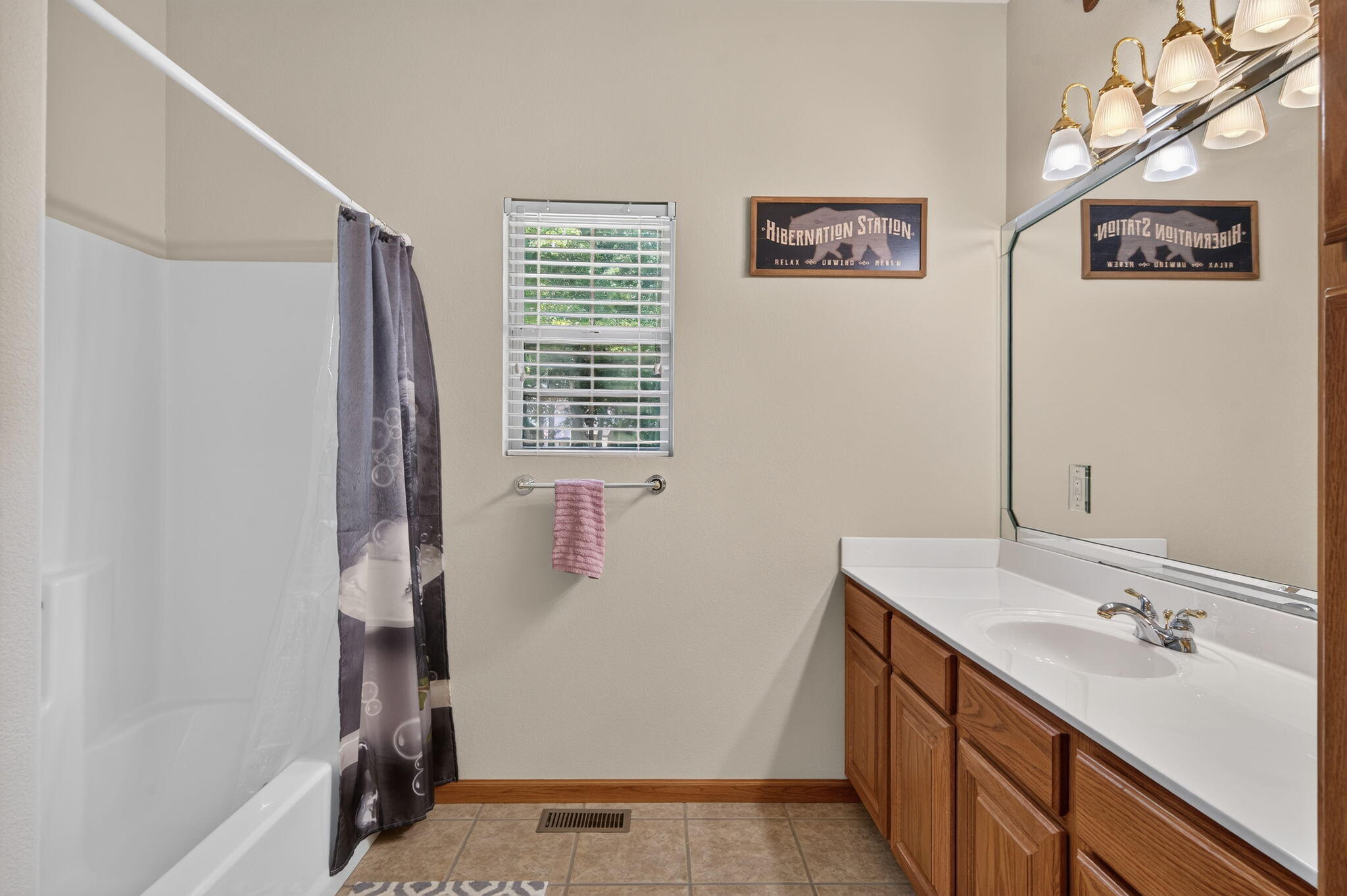 13 Holly Lane Property Photo 24