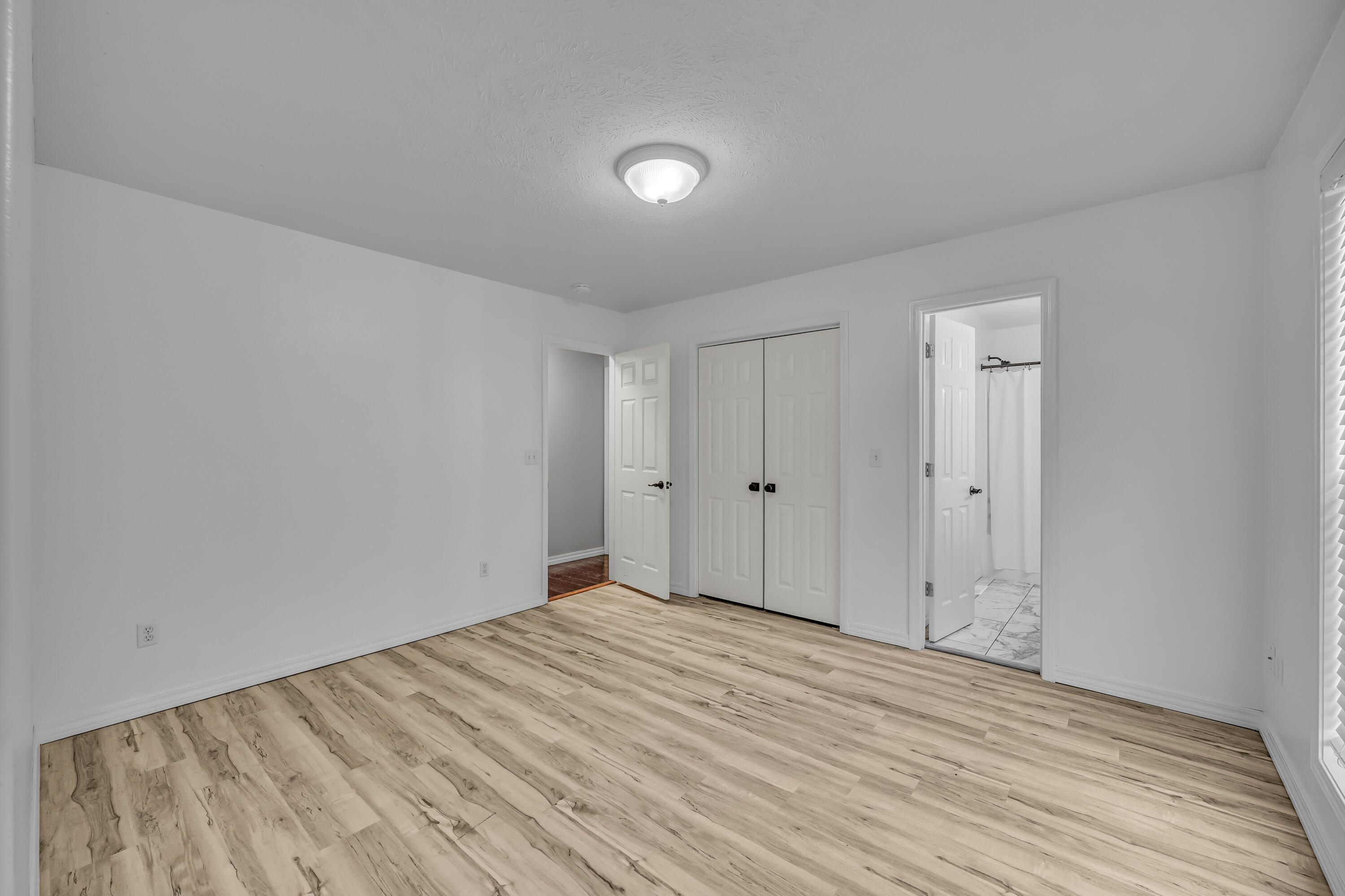 401 Bobwhite Lane Property Photo 29