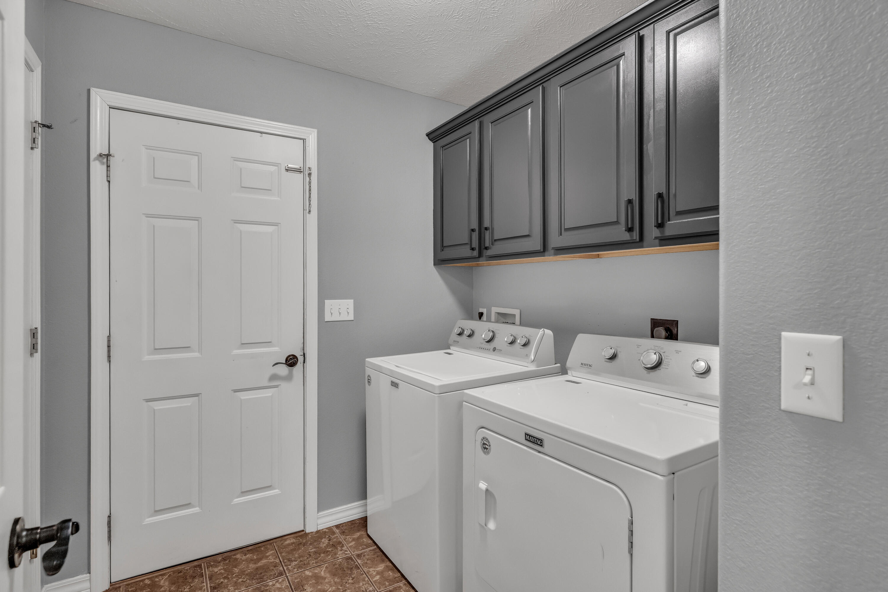 401 Bobwhite Lane Property Photo 34