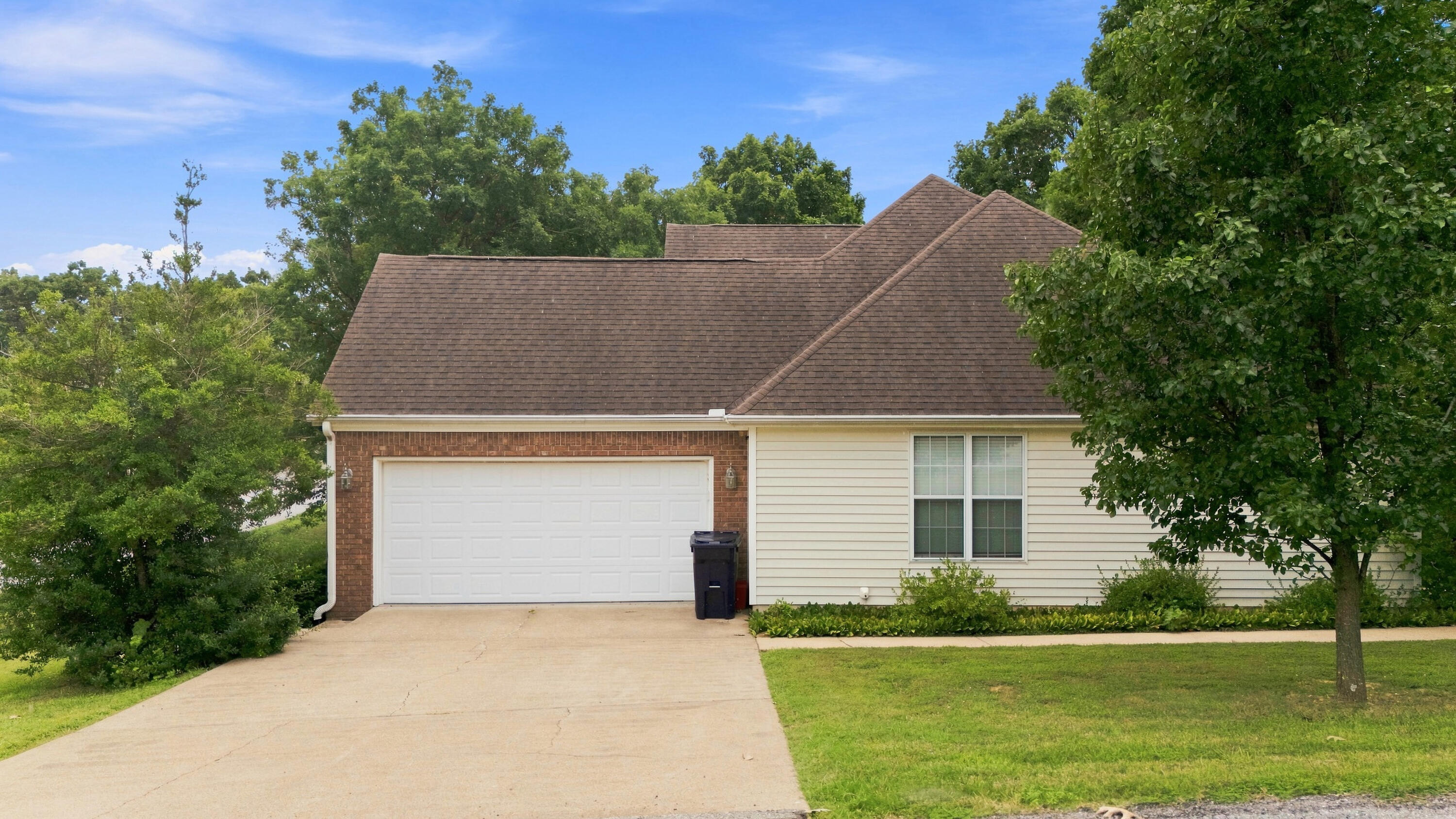401 Bobwhite Lane Property Photo 48