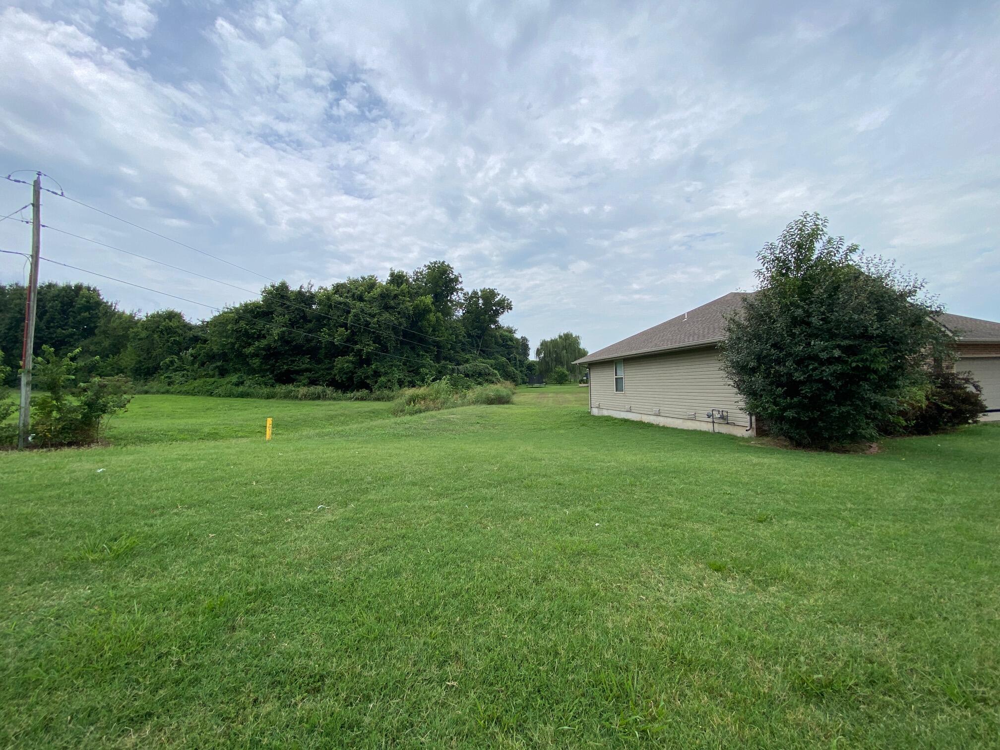 842 West Lorenza Drive Property Photo 15