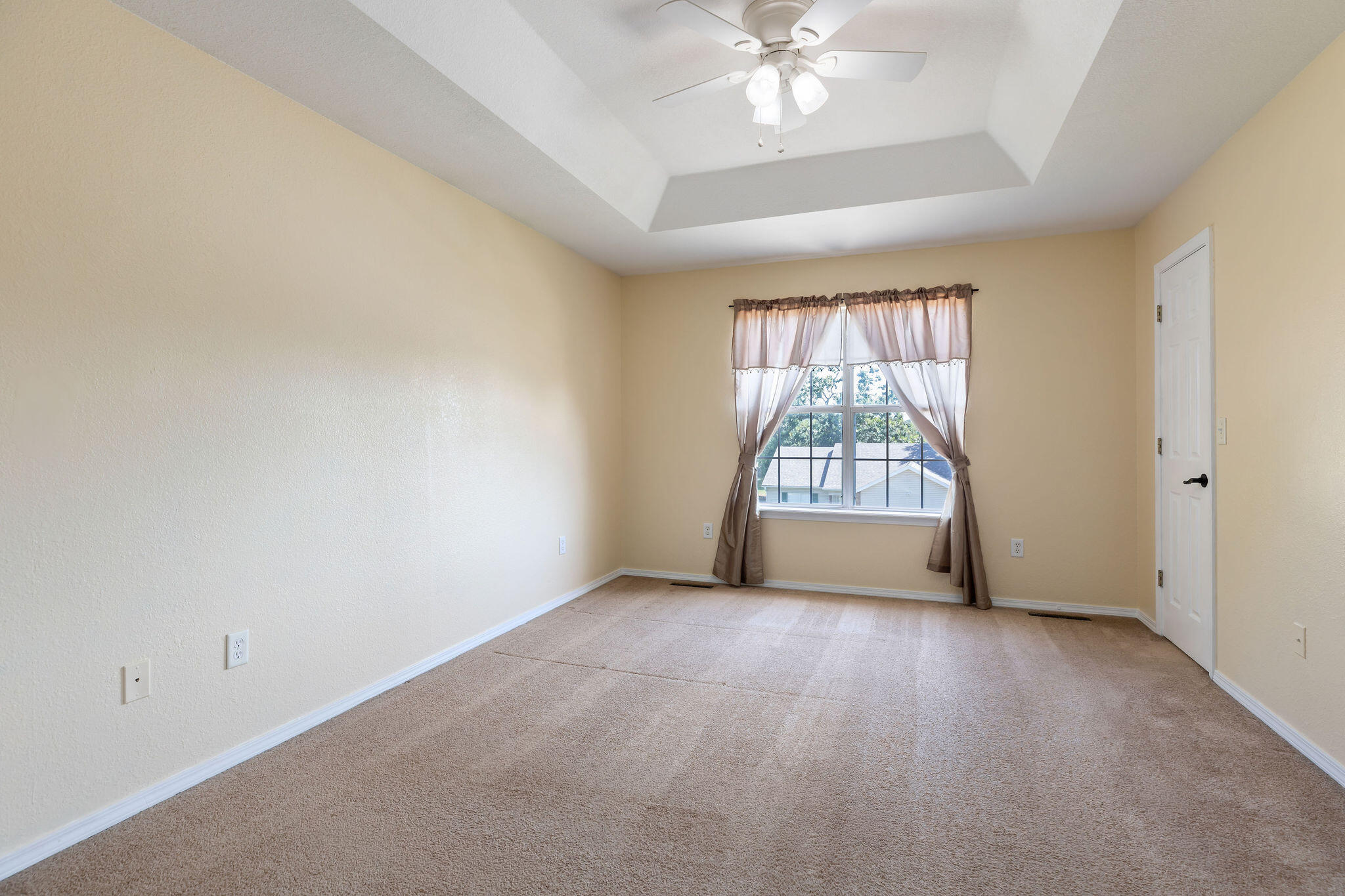115 Stacy Street Property Photo 8