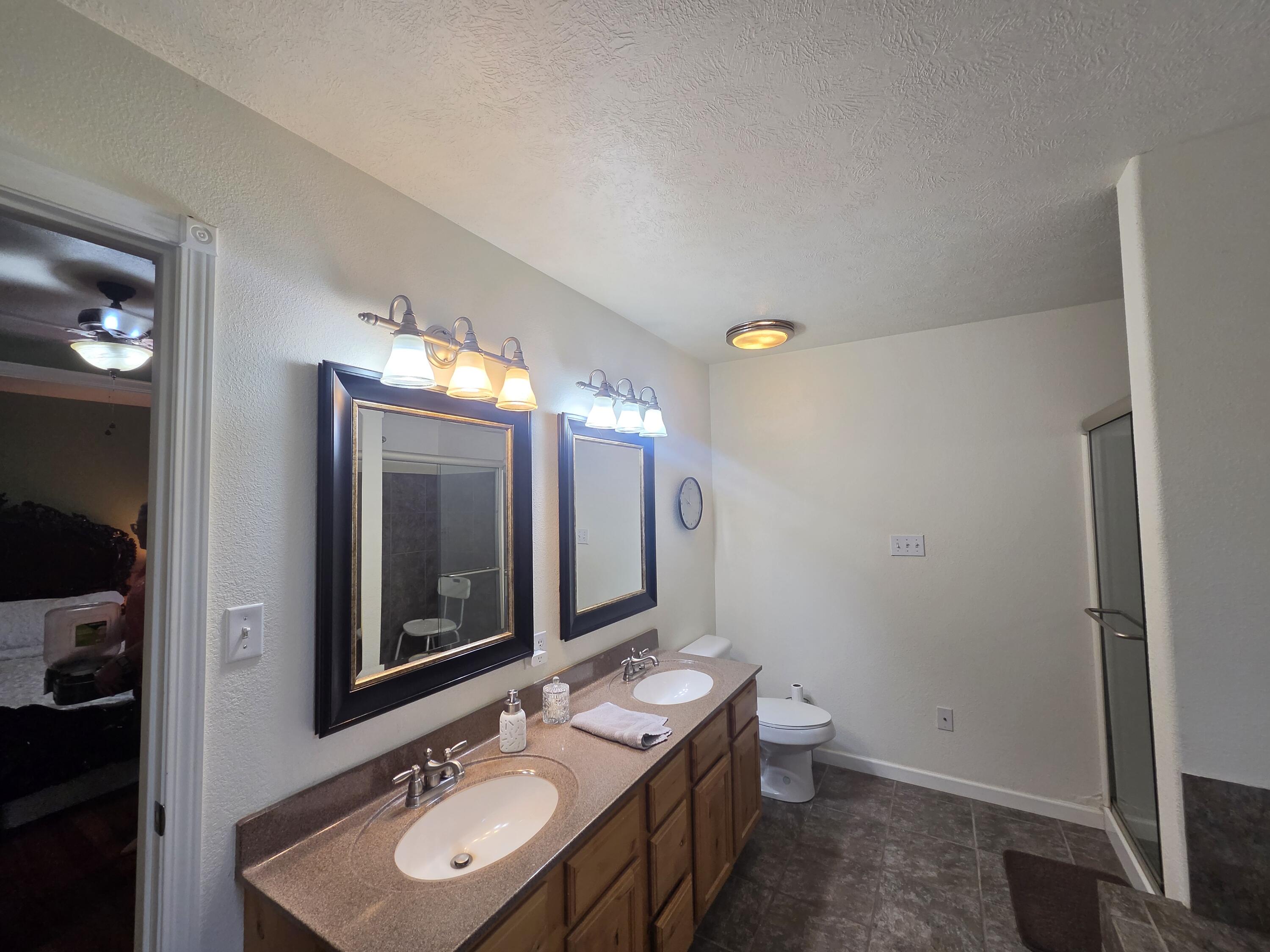 4534 County Road 7000 Property Photo 45