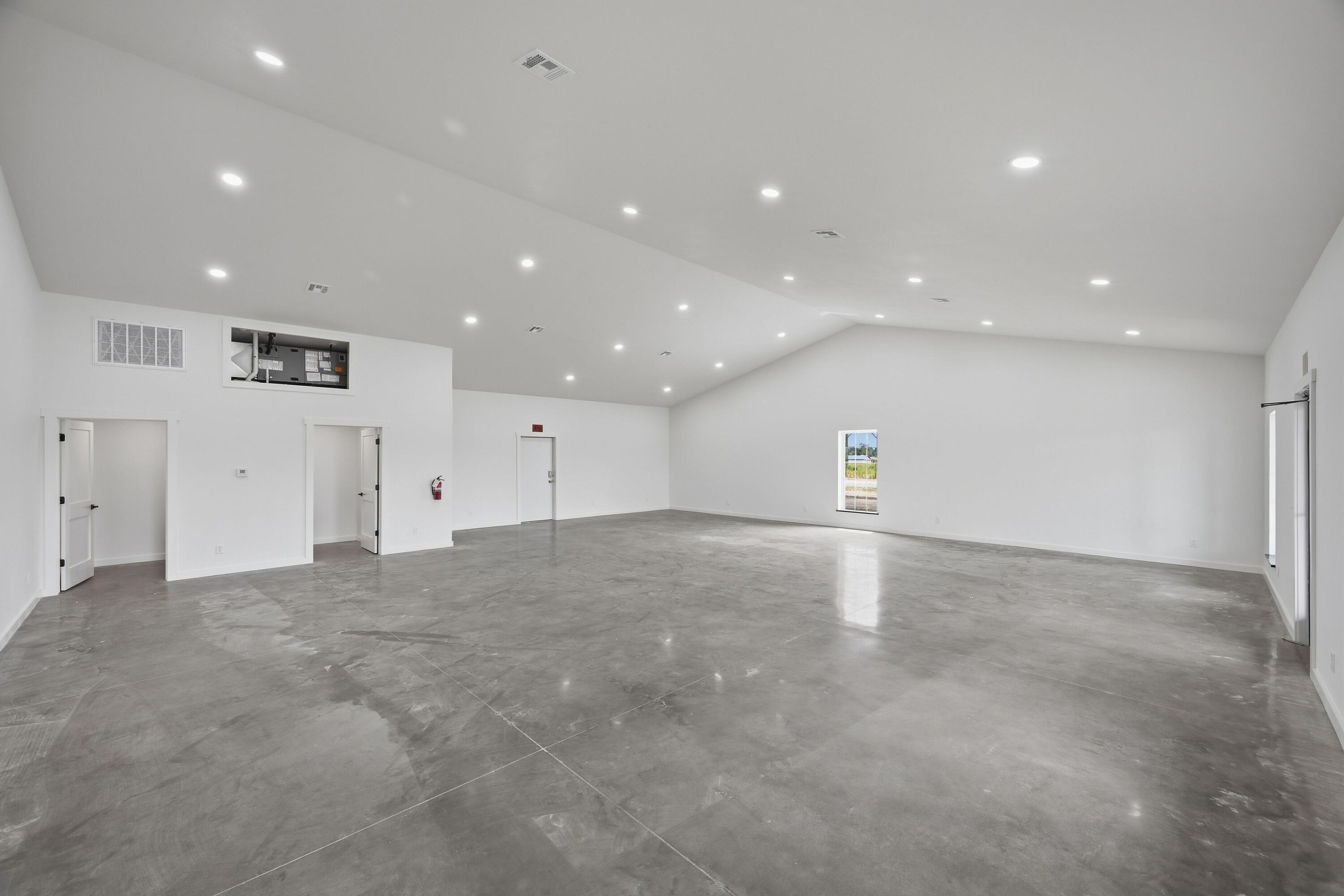 13225 Jay Drive Ste 2 Property Photo 11