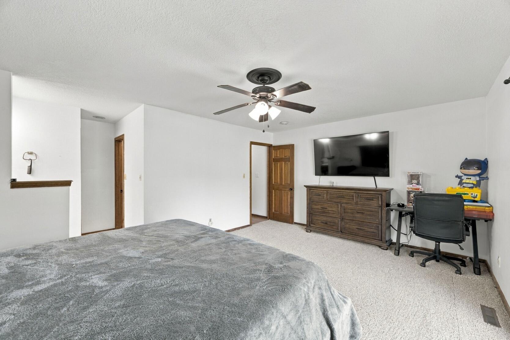 116 South Morgan Drive Property Photo 15