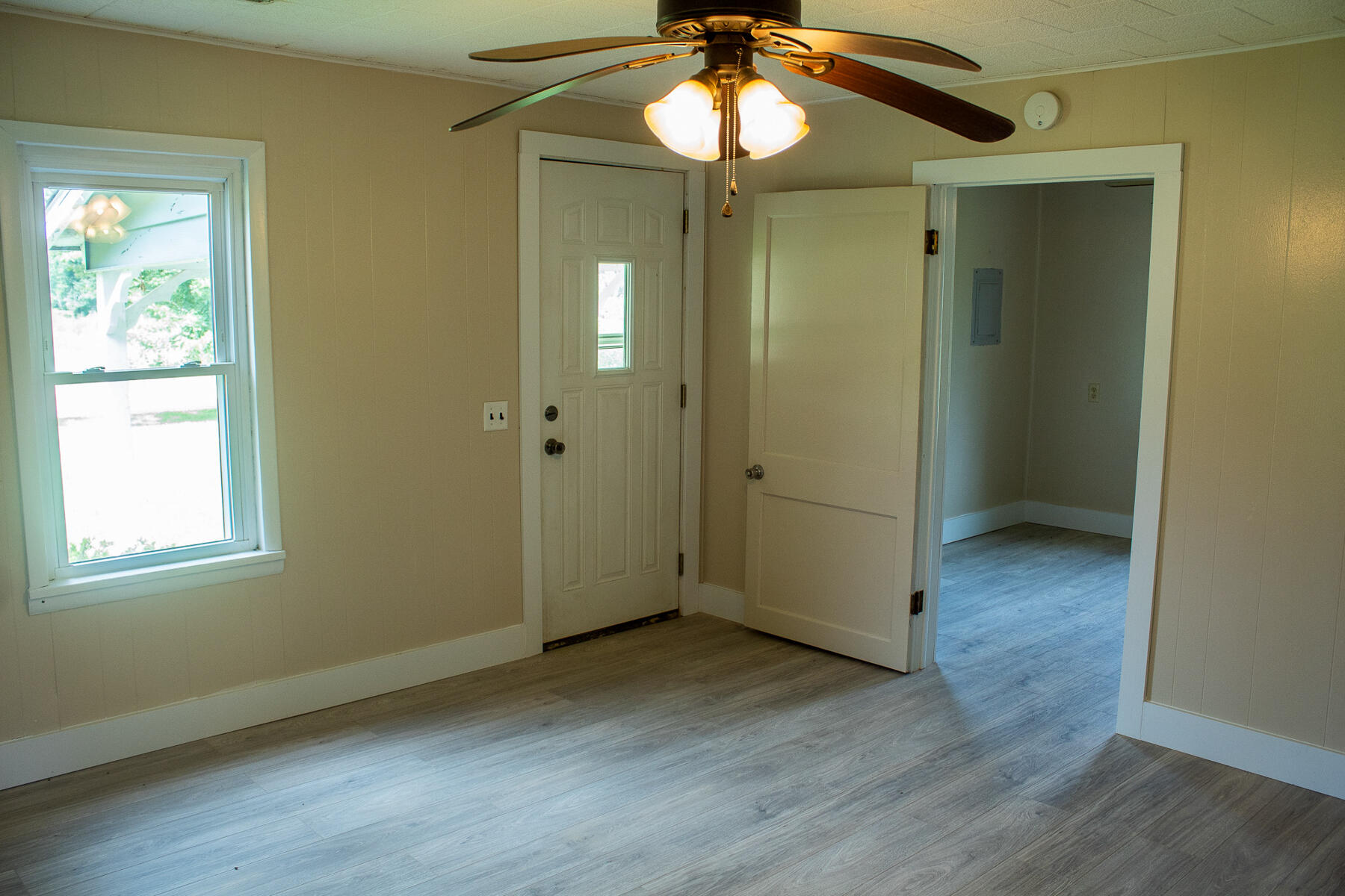 984 County Road 3450 Property Photo 20