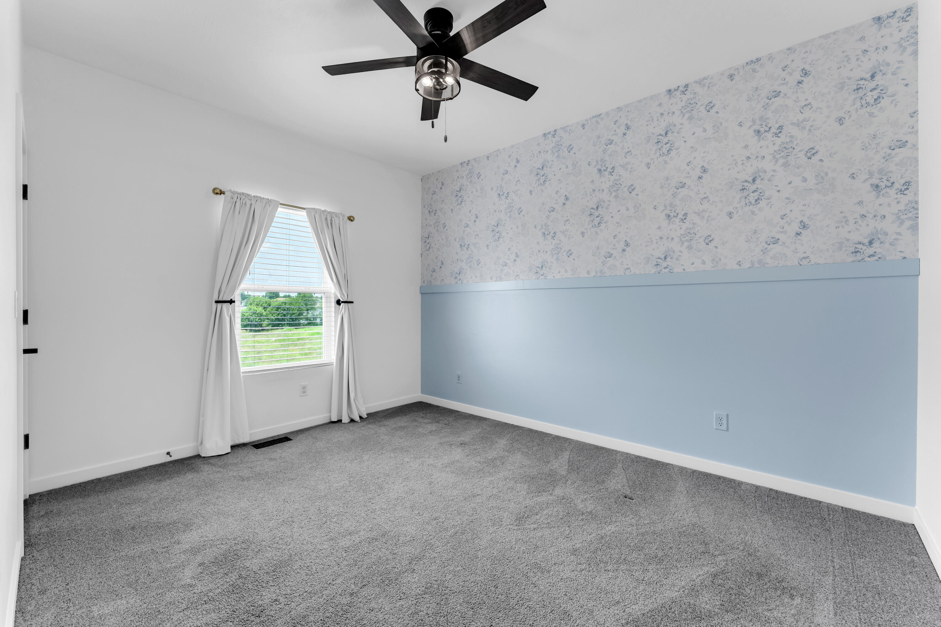 2617 West Goldfinch Drive Property Photo 29