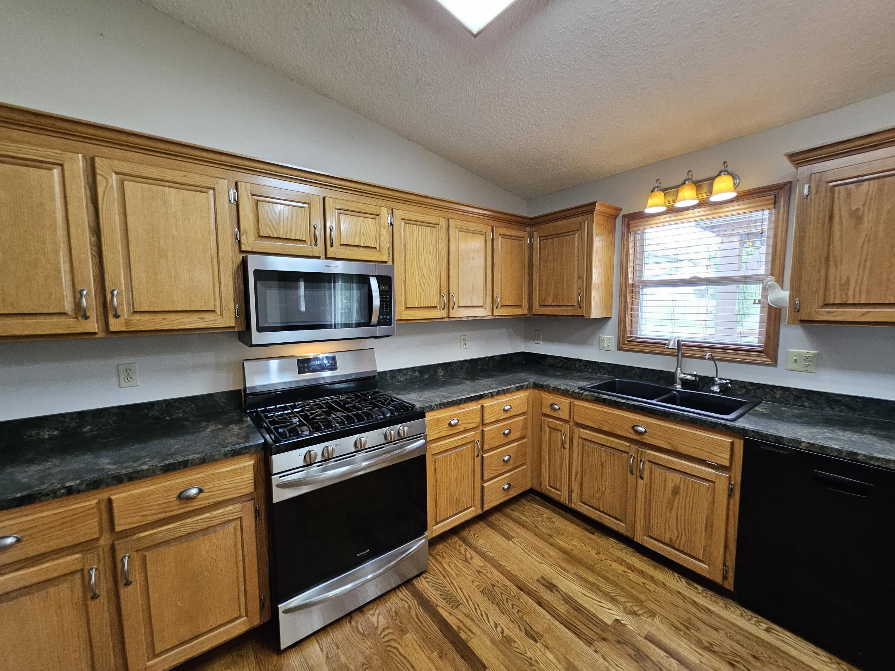 1583 North 17th Street Property Photo 15