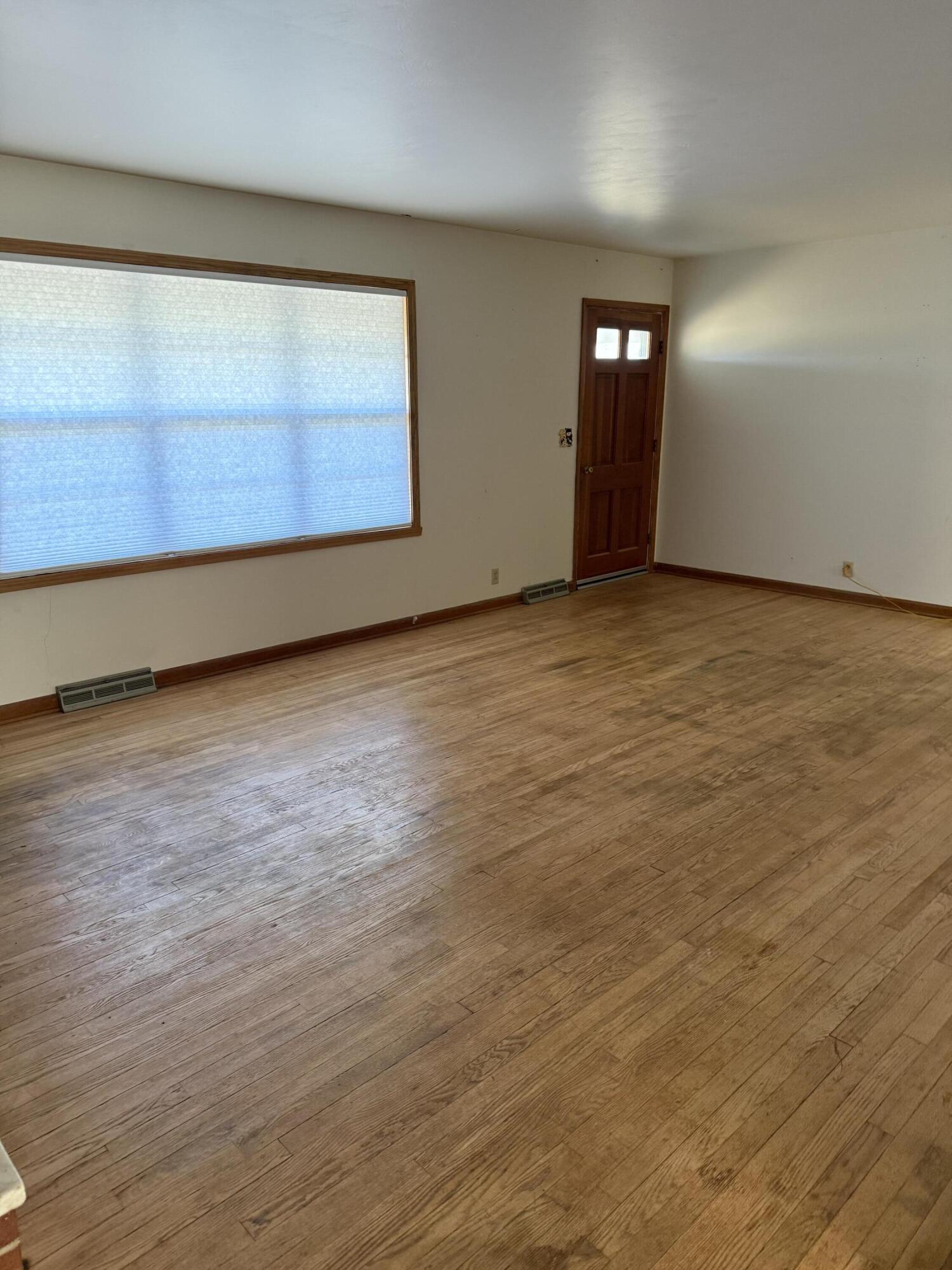 18059 State Highway O Property Photo 3