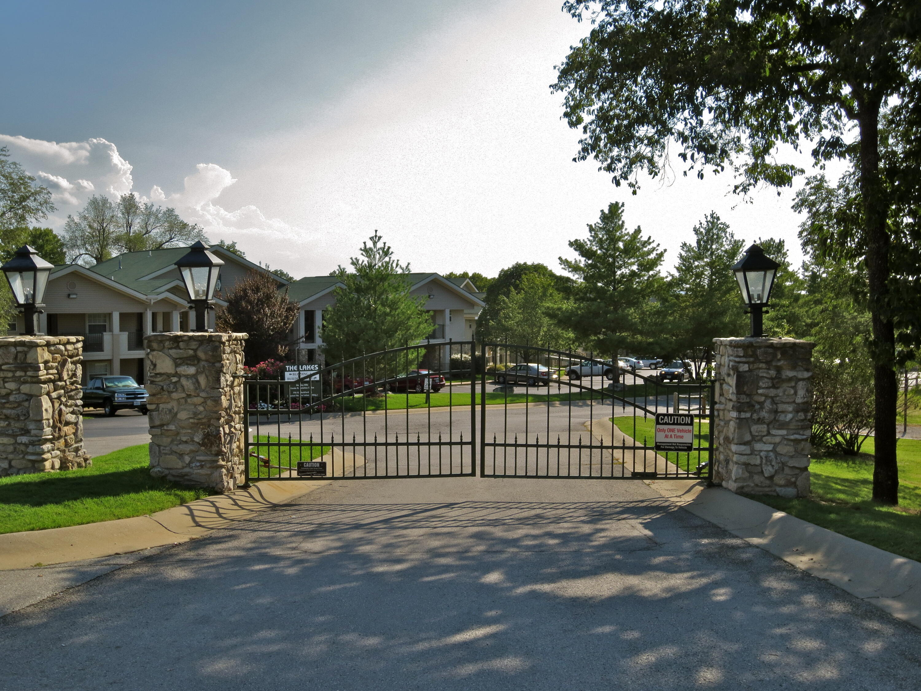 120 West Rockford Drive B-6 Property Photo 34