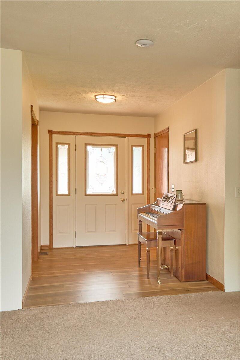 1603 Davis Circle Property Photo 6