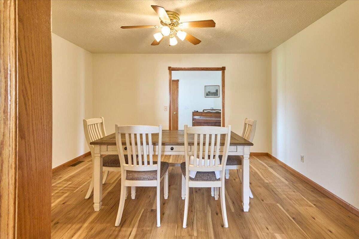 1603 Davis Circle Property Photo 9