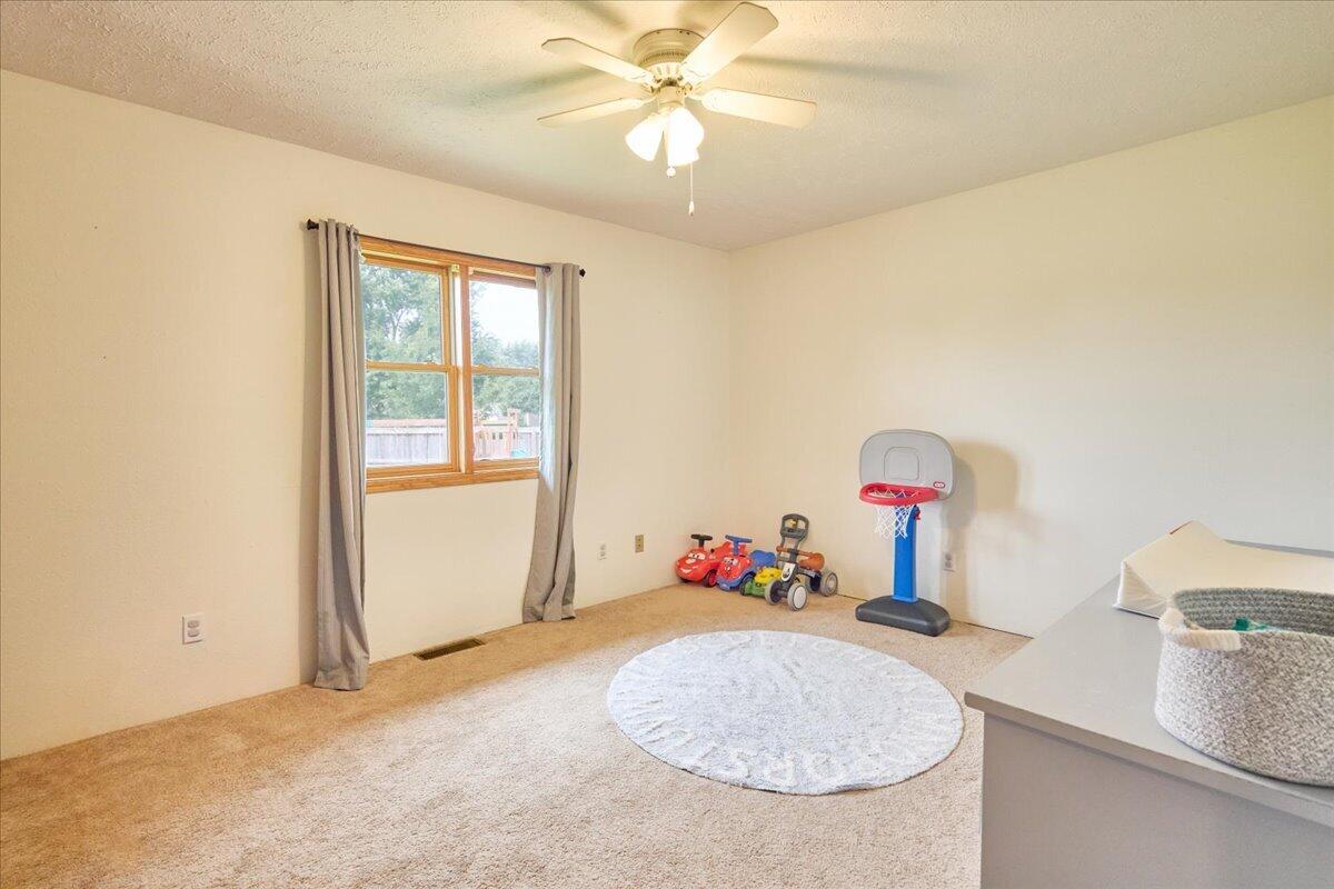 1603 Davis Circle Property Photo 17