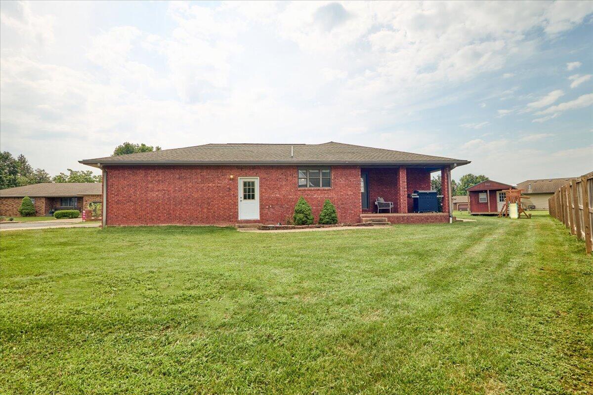 1603 Davis Circle Property Photo 30