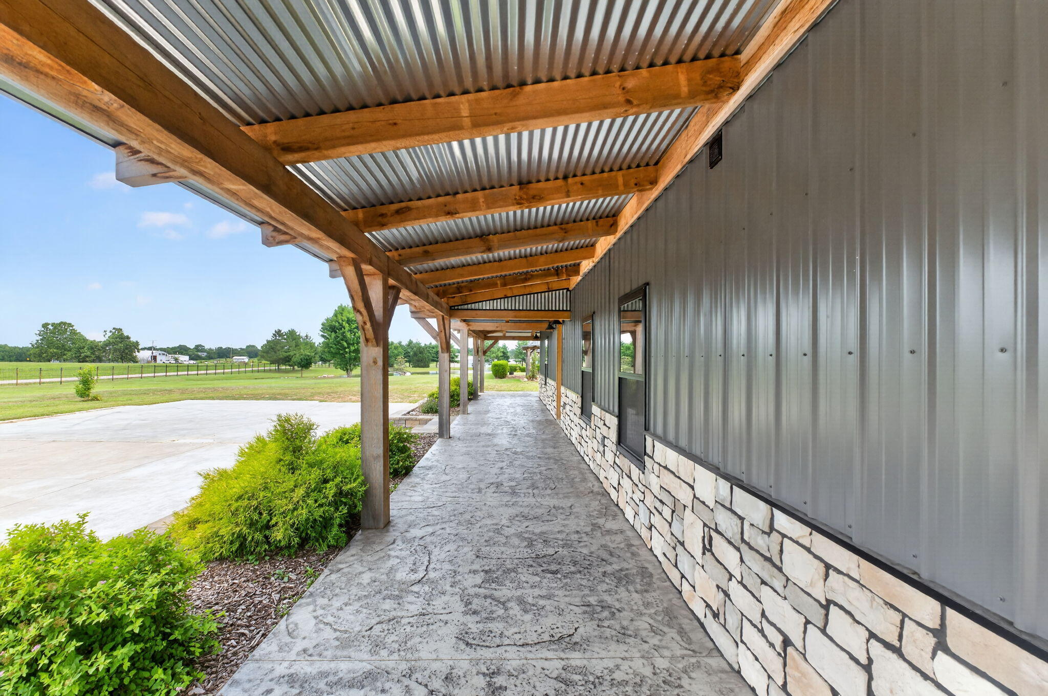 250 Aviation Avenue Property Photo 8
