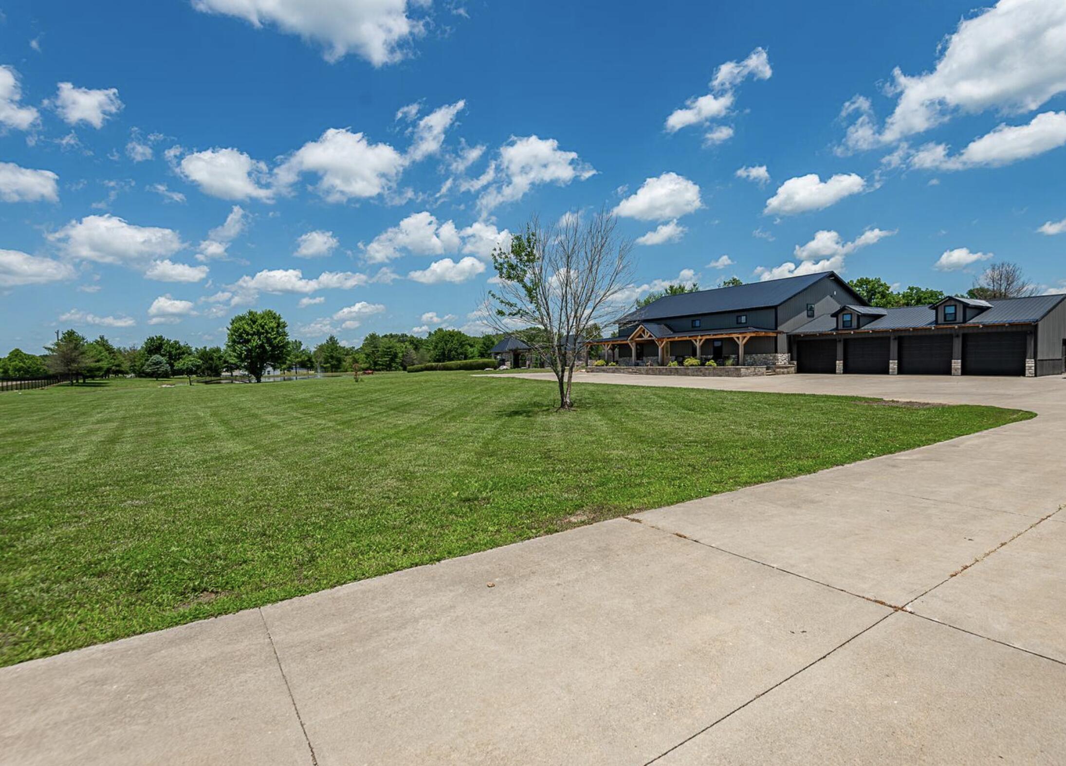 250 Aviation Avenue Property Photo 17
