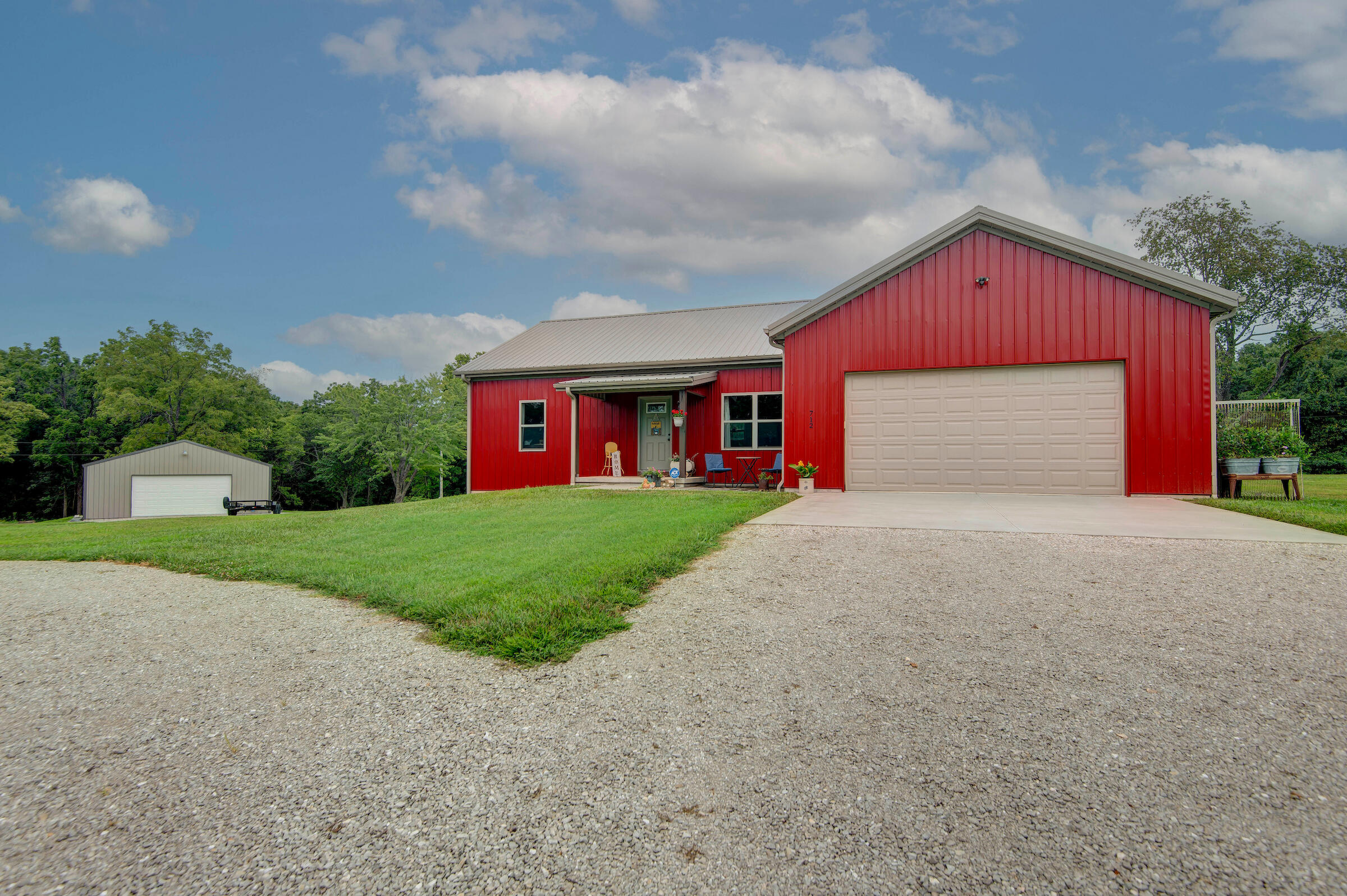 712 Birdsong Lane Property Photo 1