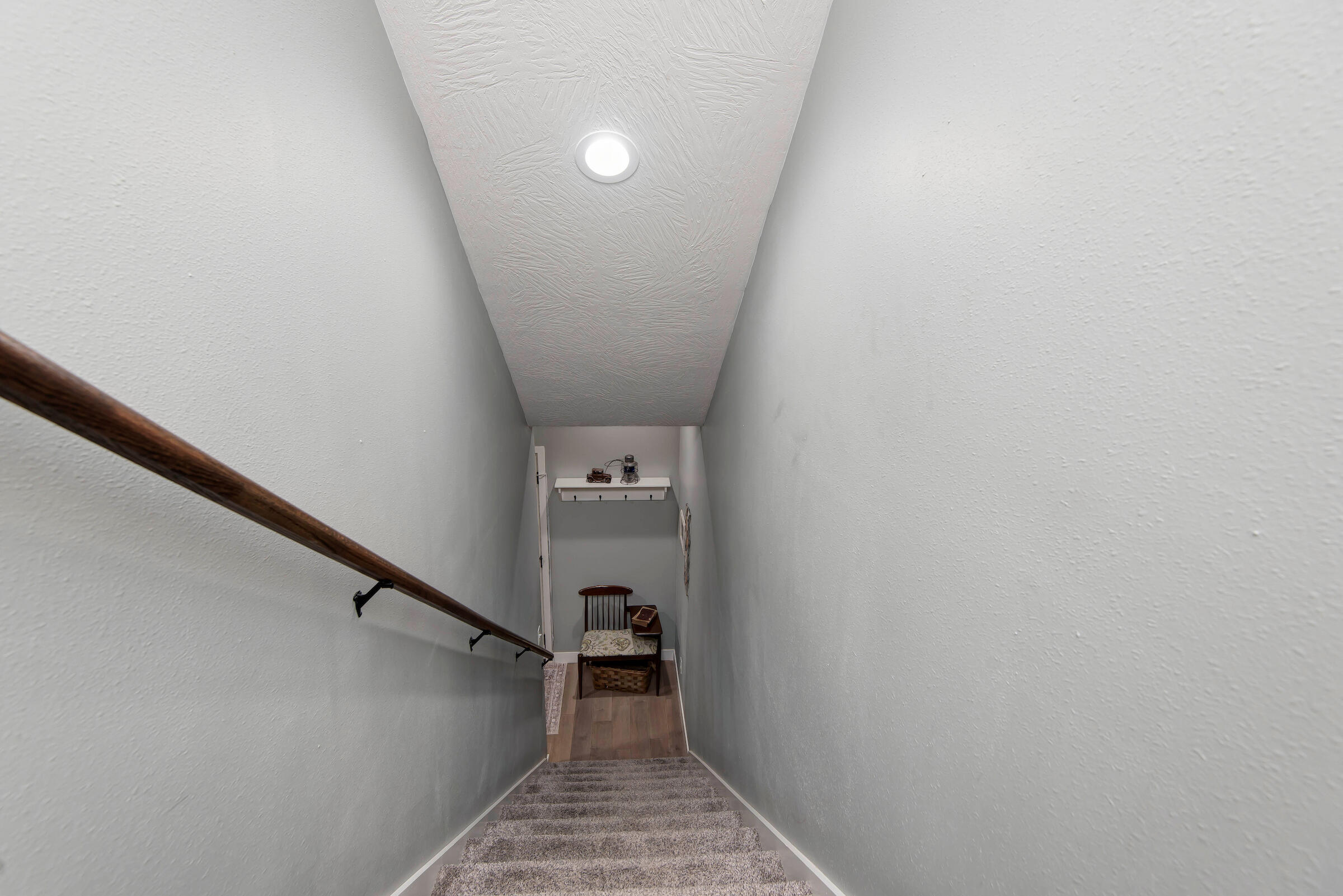 712 Birdsong Lane Property Photo 21